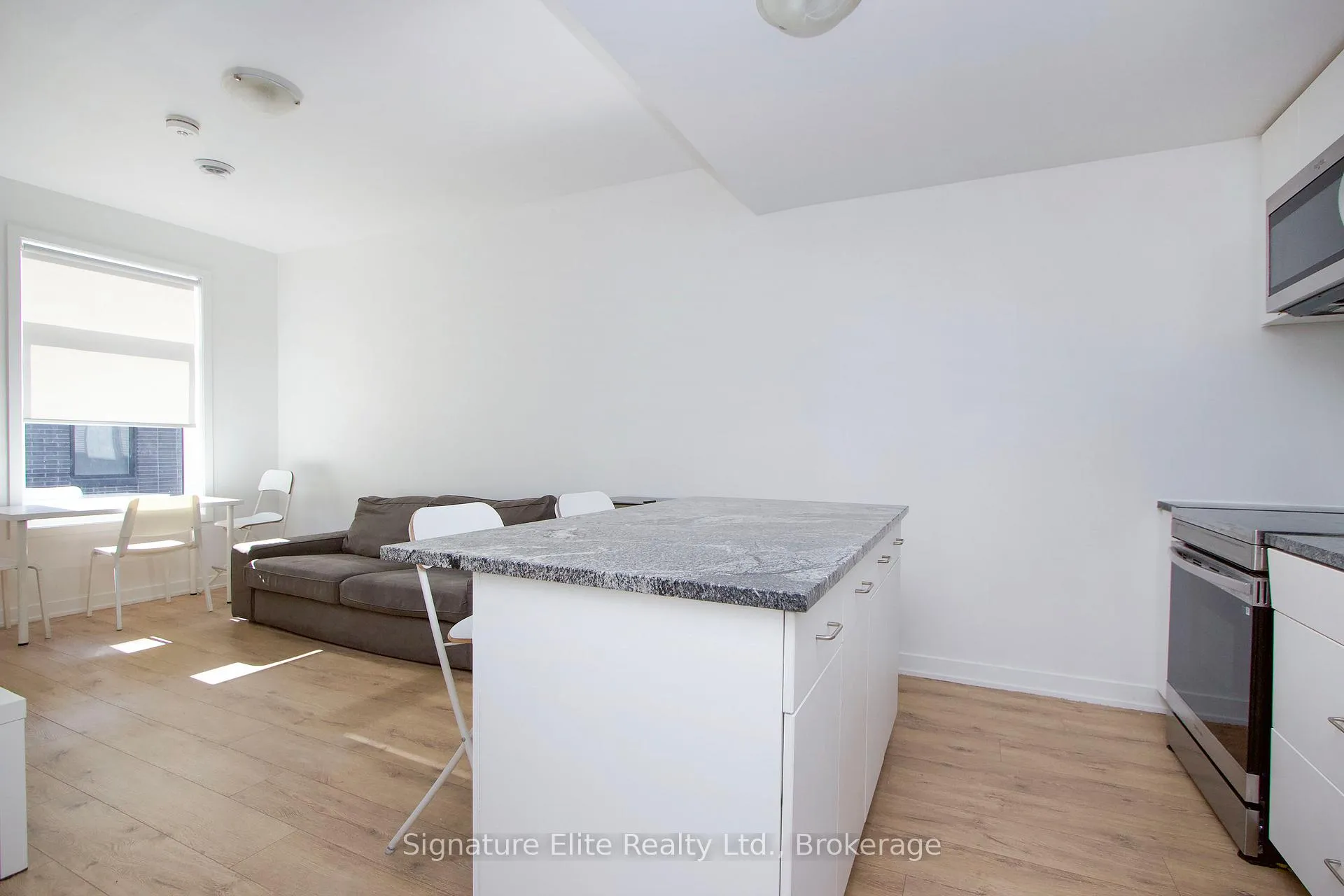 Photo 3 of Unit 56, 1740 Simcoe Street N, Oshawa, Windfields — HOMEH