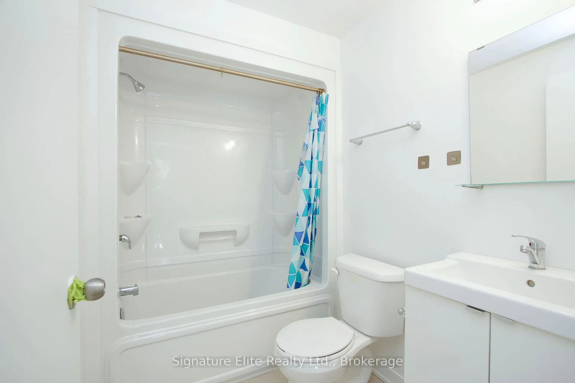 Photo 11 of Unit 56, 1740 Simcoe Street N, Oshawa, Windfields — HOMEH