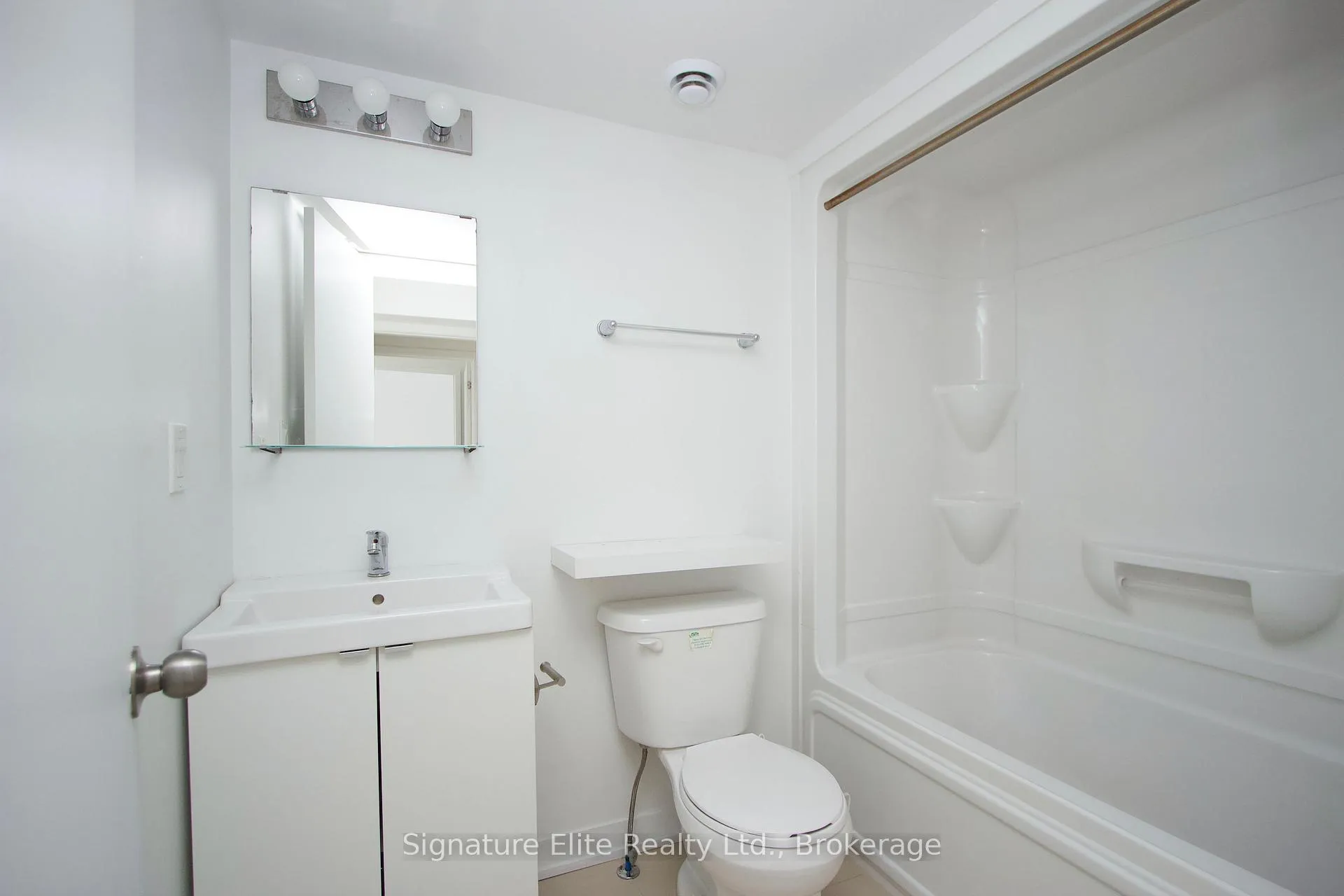 Photo 16 of Unit 56, 1740 Simcoe Street N, Oshawa, Windfields — HOMEH