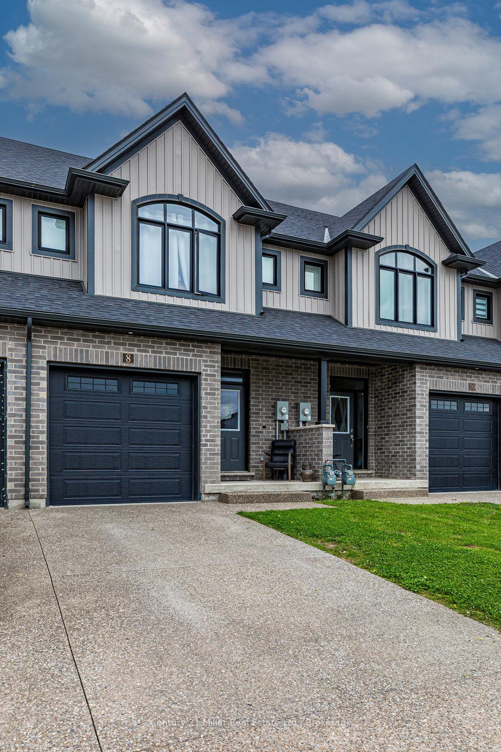 Photo 2 of 8 Spring Crest Way, Thorold, Rolling Meadows — HOMEH