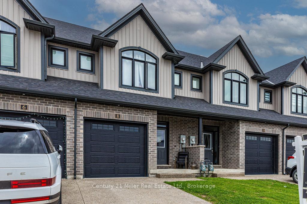 Photo 3 of 8 Spring Crest Way, Thorold, Rolling Meadows — HOMEH
