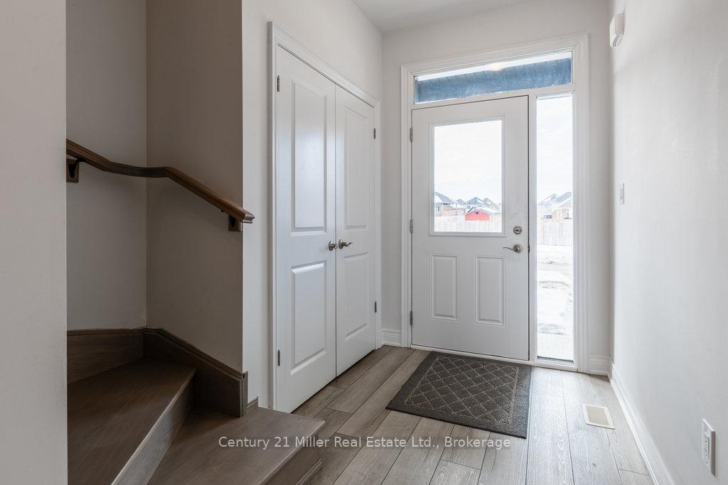 Photo 6 of 8 Spring Crest Way, Thorold, Rolling Meadows — HOMEH
