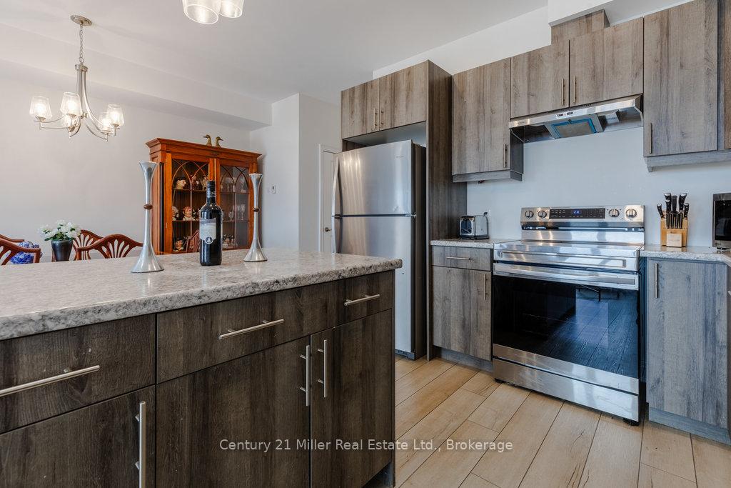 Photo 14 of 8 Spring Crest Way, Thorold, Rolling Meadows — HOMEH