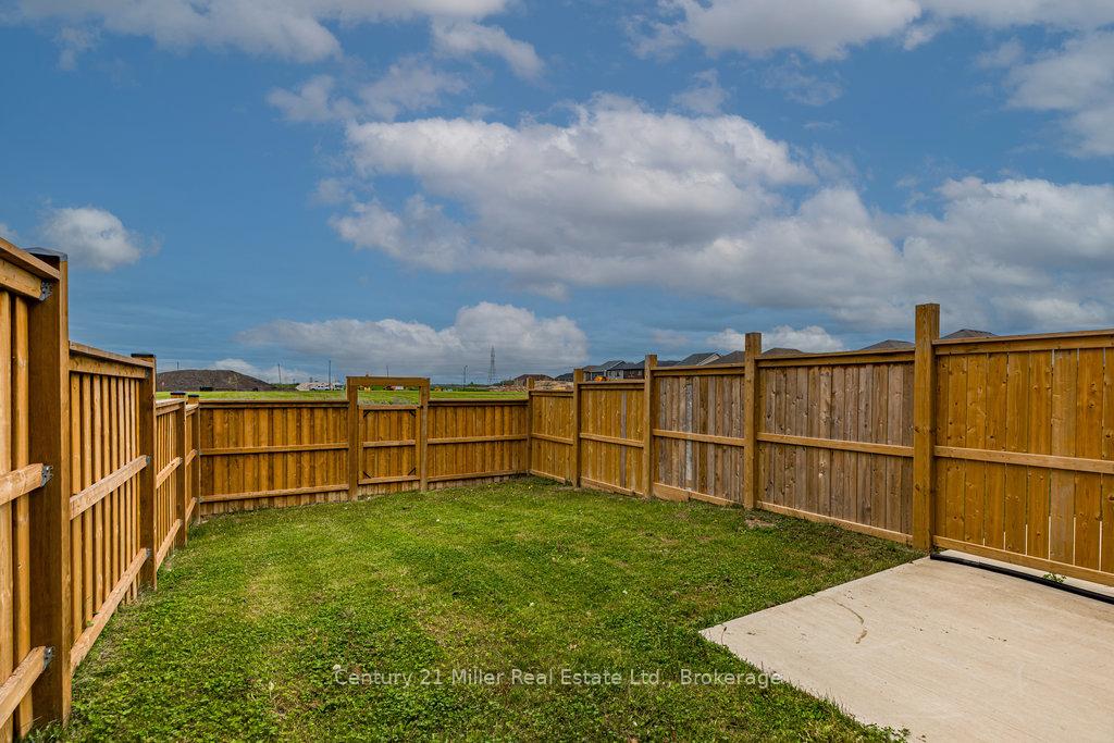 Photo 39 of 8 Spring Crest Way, Thorold, Rolling Meadows — HOMEH