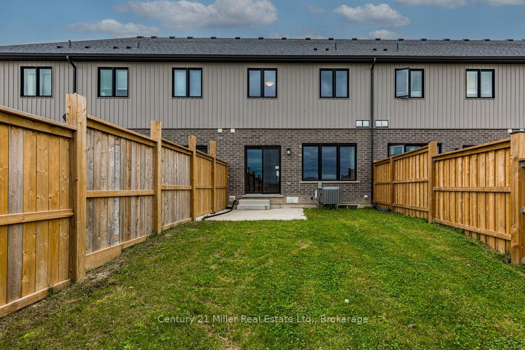 Photo 42 of 8 Spring Crest Way, Thorold, Rolling Meadows — HOMEH