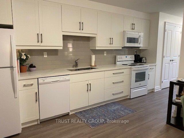 Photo 15 of 129 Coleridge Avenue, Toronto, Woodbine-Lumsden — HOMEH
