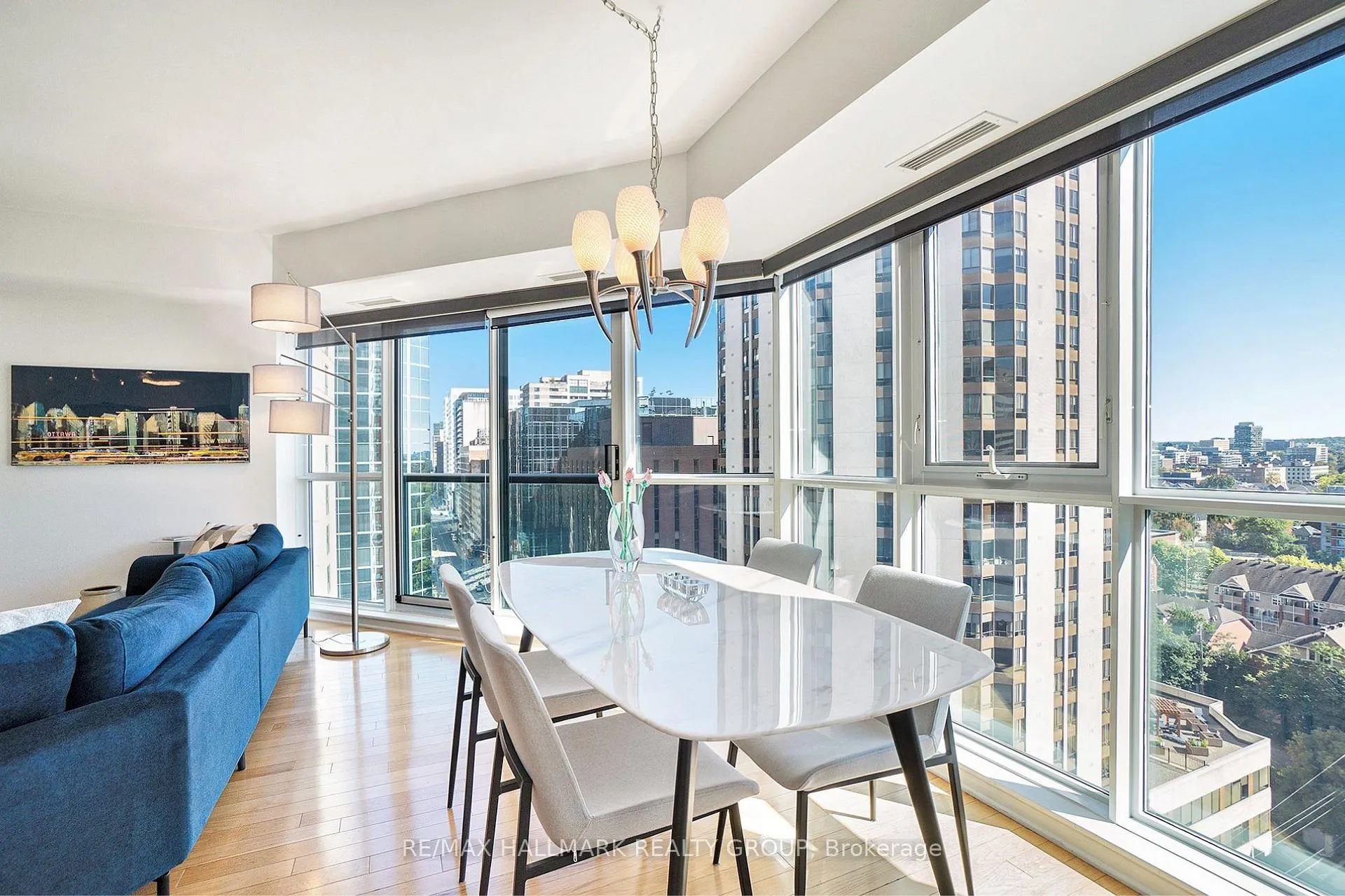 Photo 6 of Unit 1601, 445 Laurier Avenue W, Ottawa, Ottawa Centre — HOMEH