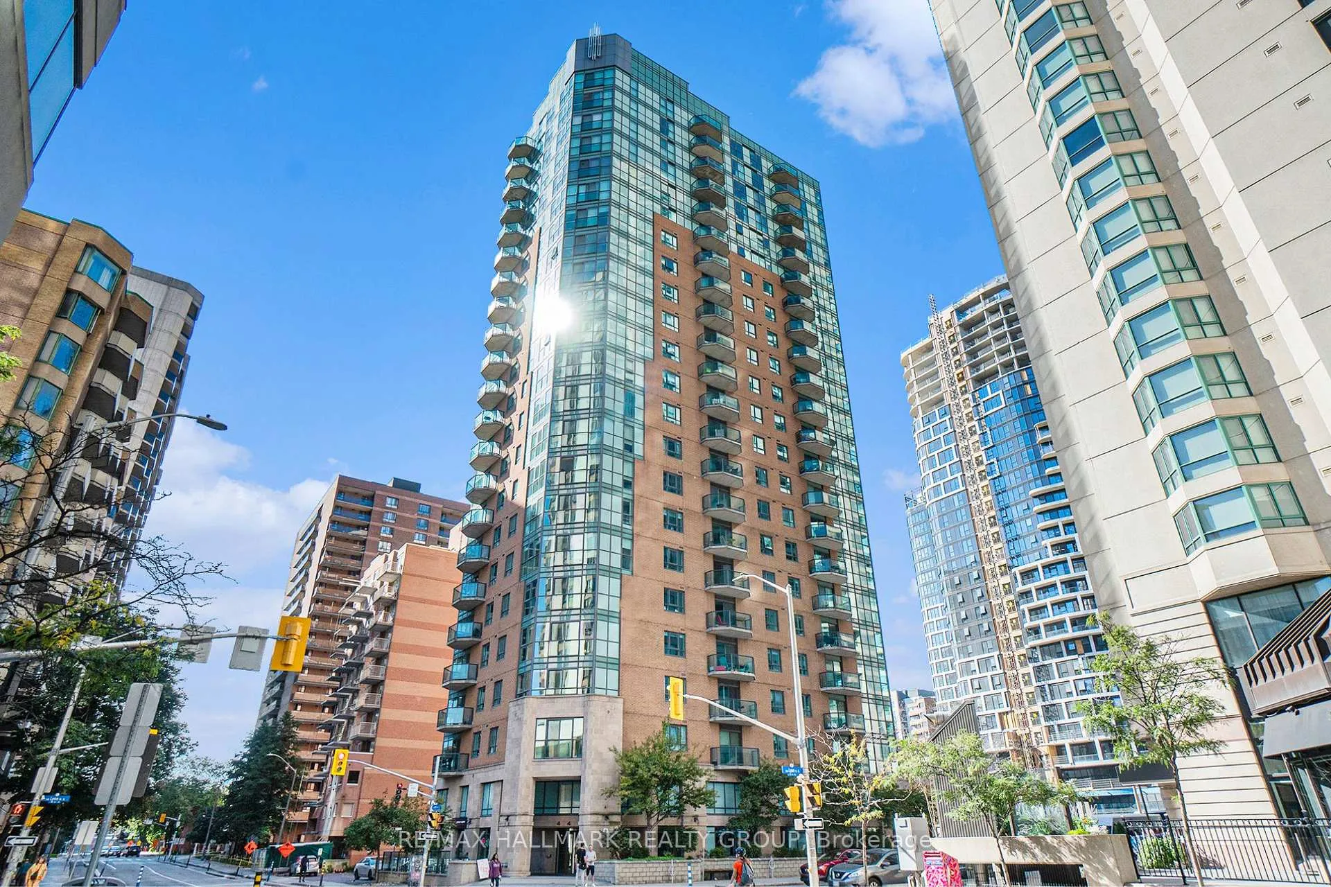 Photo 22 of Unit 1601, 445 Laurier Avenue W, Ottawa, Ottawa Centre — HOMEH
