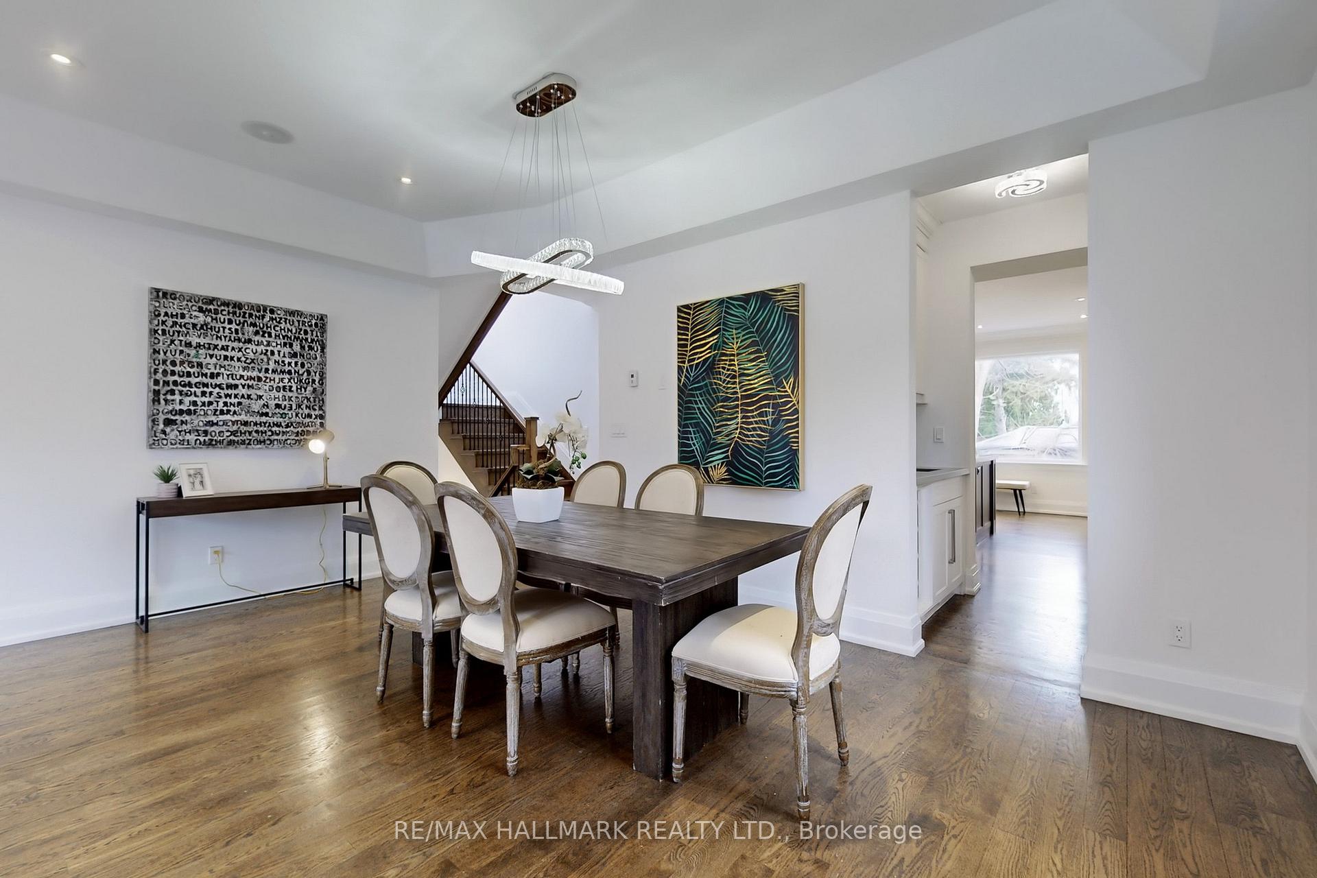 Photo 8 of 35 Davies Crescent, Toronto, East York — HOMEH