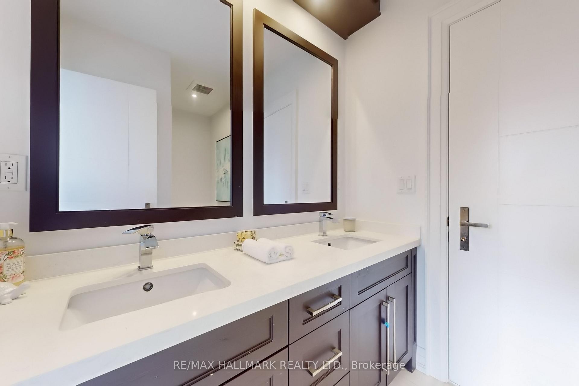 Photo 23 of 35 Davies Crescent, Toronto, East York — HOMEH