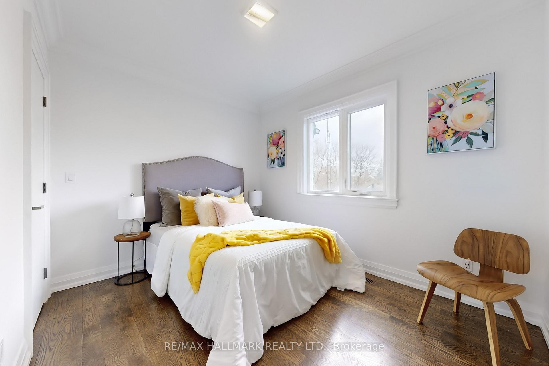 Photo 27 of 35 Davies Crescent, Toronto, East York — HOMEH