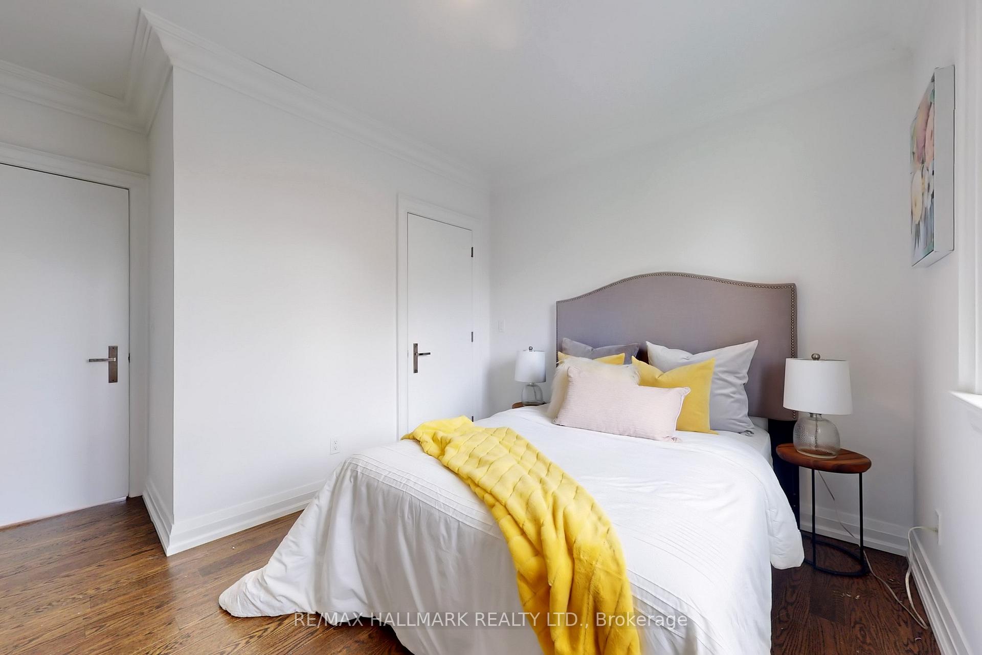 Photo 28 of 35 Davies Crescent, Toronto, East York — HOMEH