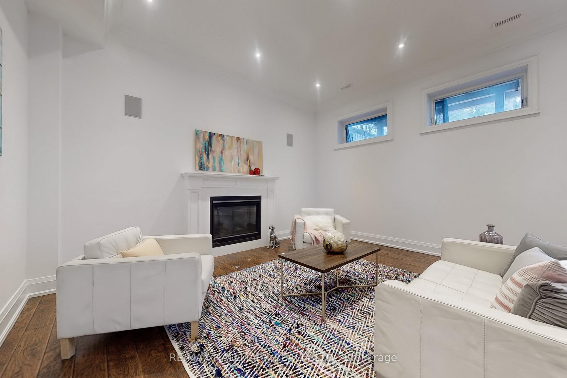 Photo 29 of 35 Davies Crescent, Toronto, East York — HOMEH