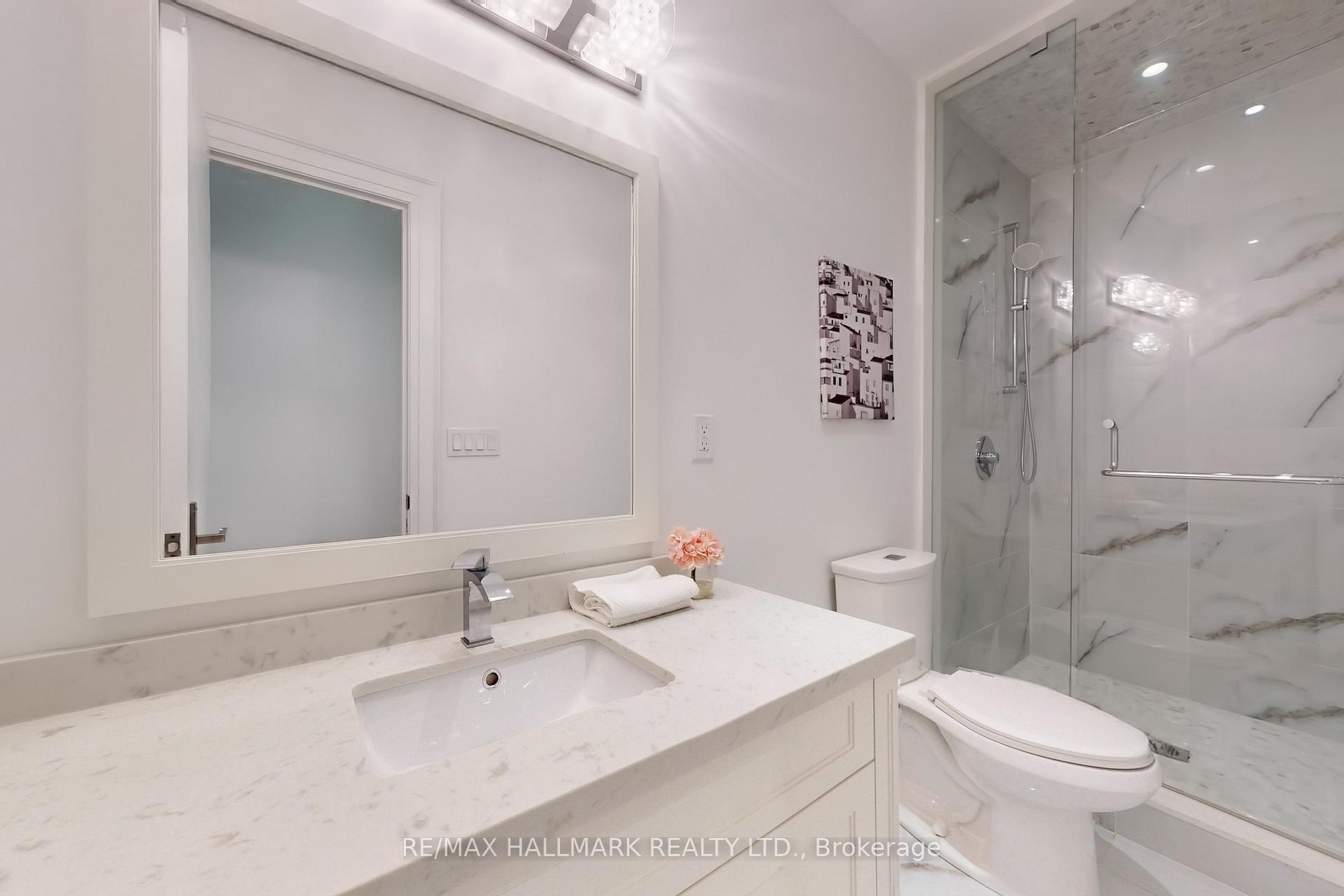 Photo 32 of 35 Davies Crescent, Toronto, East York — HOMEH