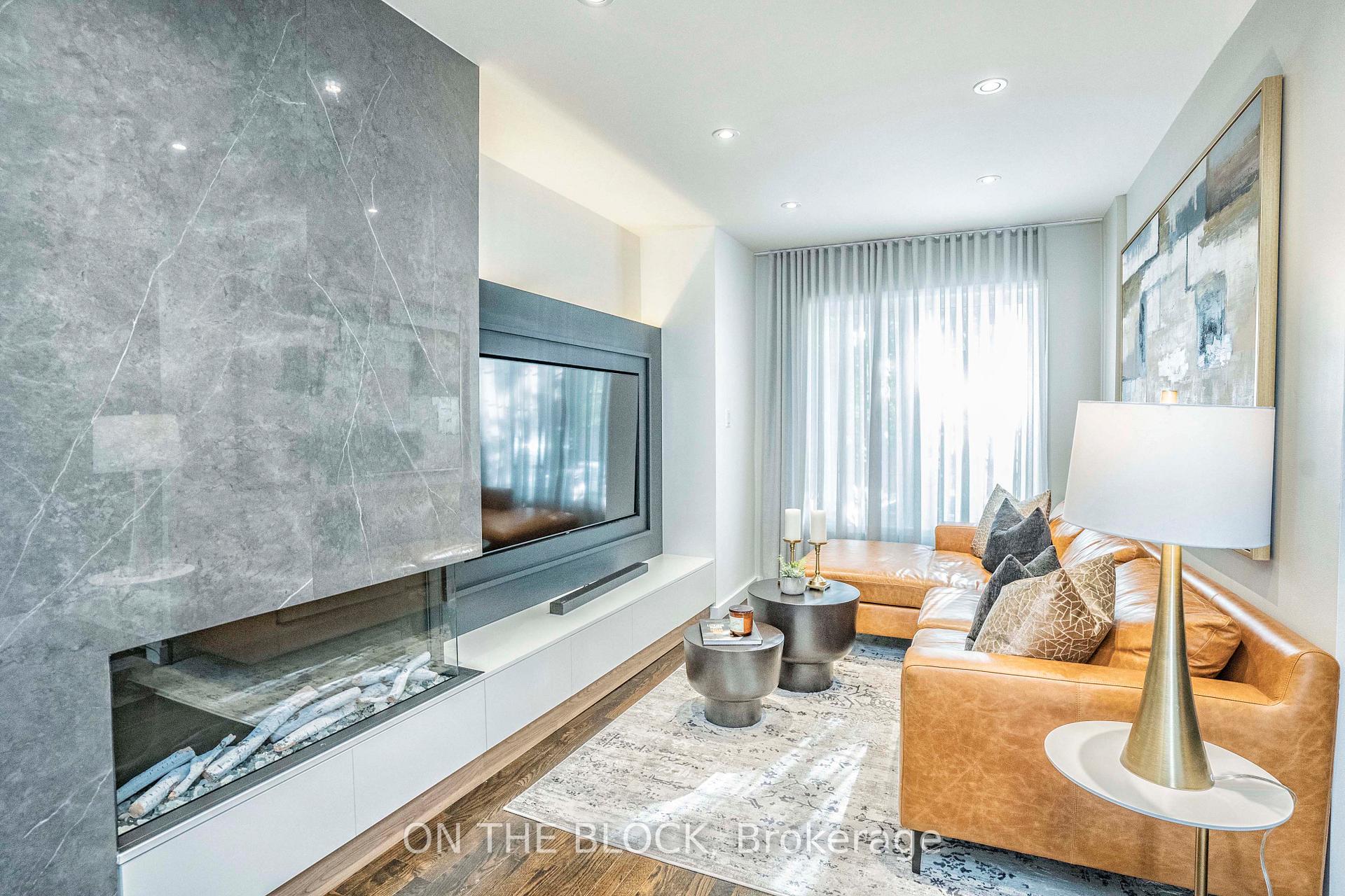 Photo 4 of 49 Leslie Street, Toronto, Greenwood-Coxwell — HOMEH
