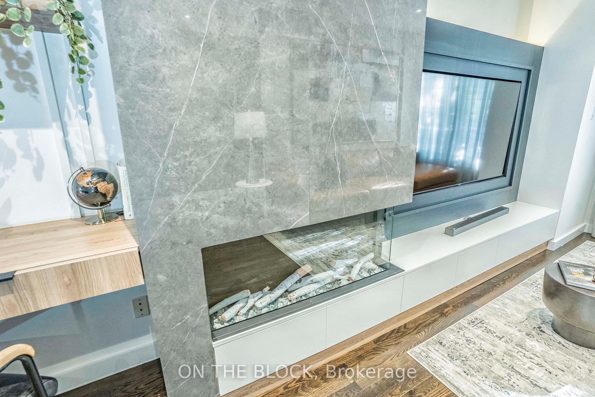 Photo 10 of 49 Leslie Street, Toronto, Greenwood-Coxwell — HOMEH