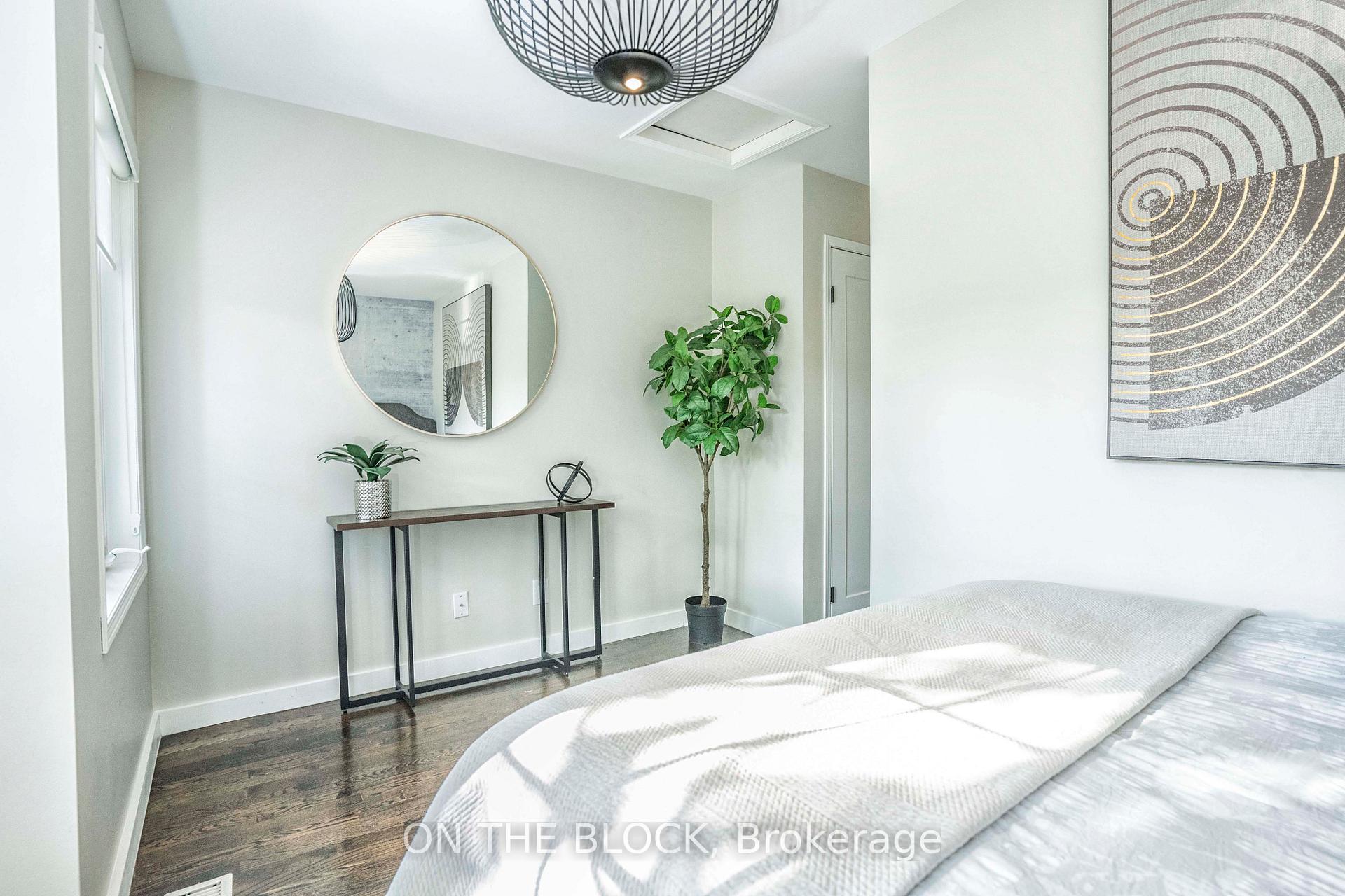 Photo 35 of 49 Leslie Street, Toronto, Greenwood-Coxwell — HOMEH