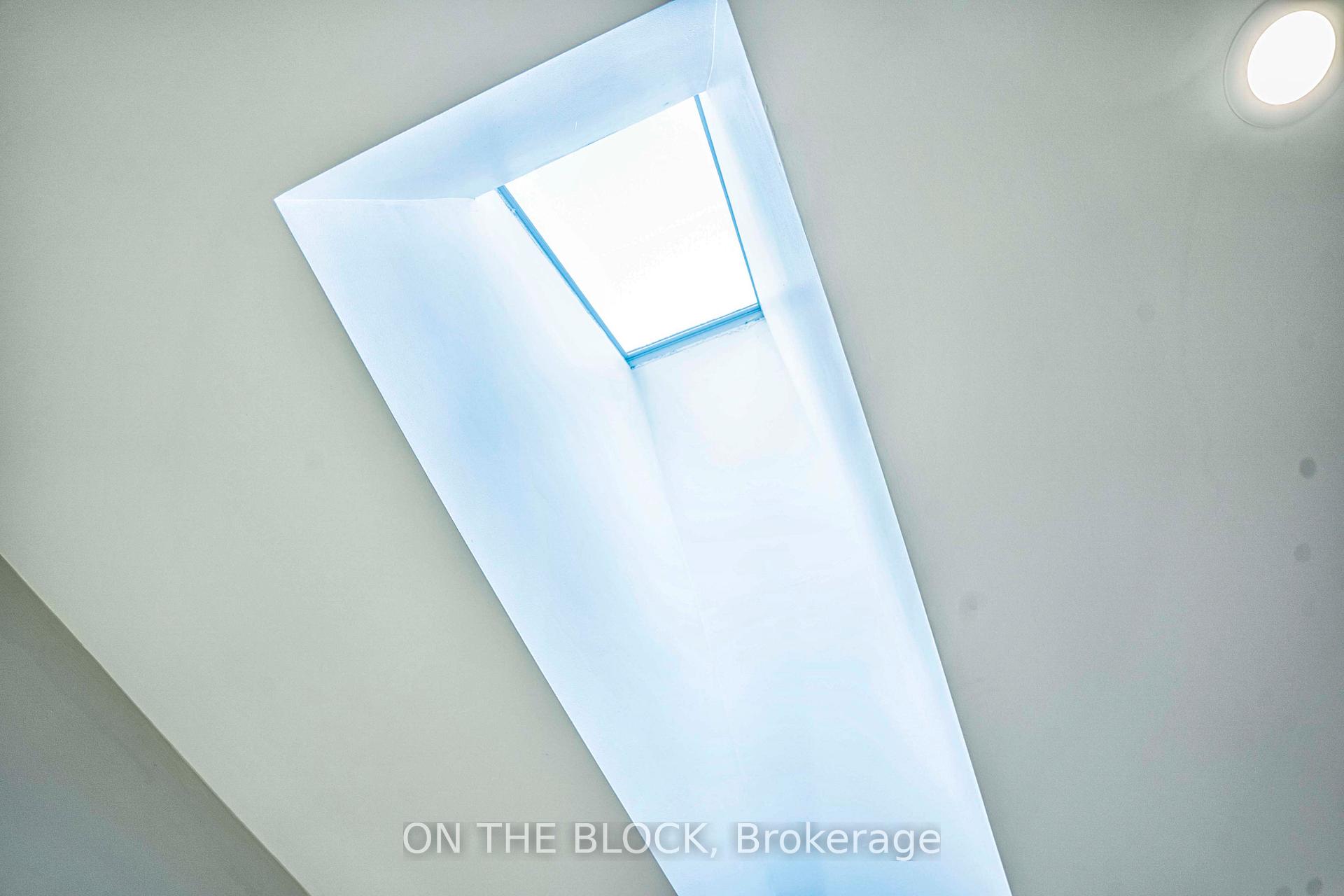Photo 37 of 49 Leslie Street, Toronto, Greenwood-Coxwell — HOMEH