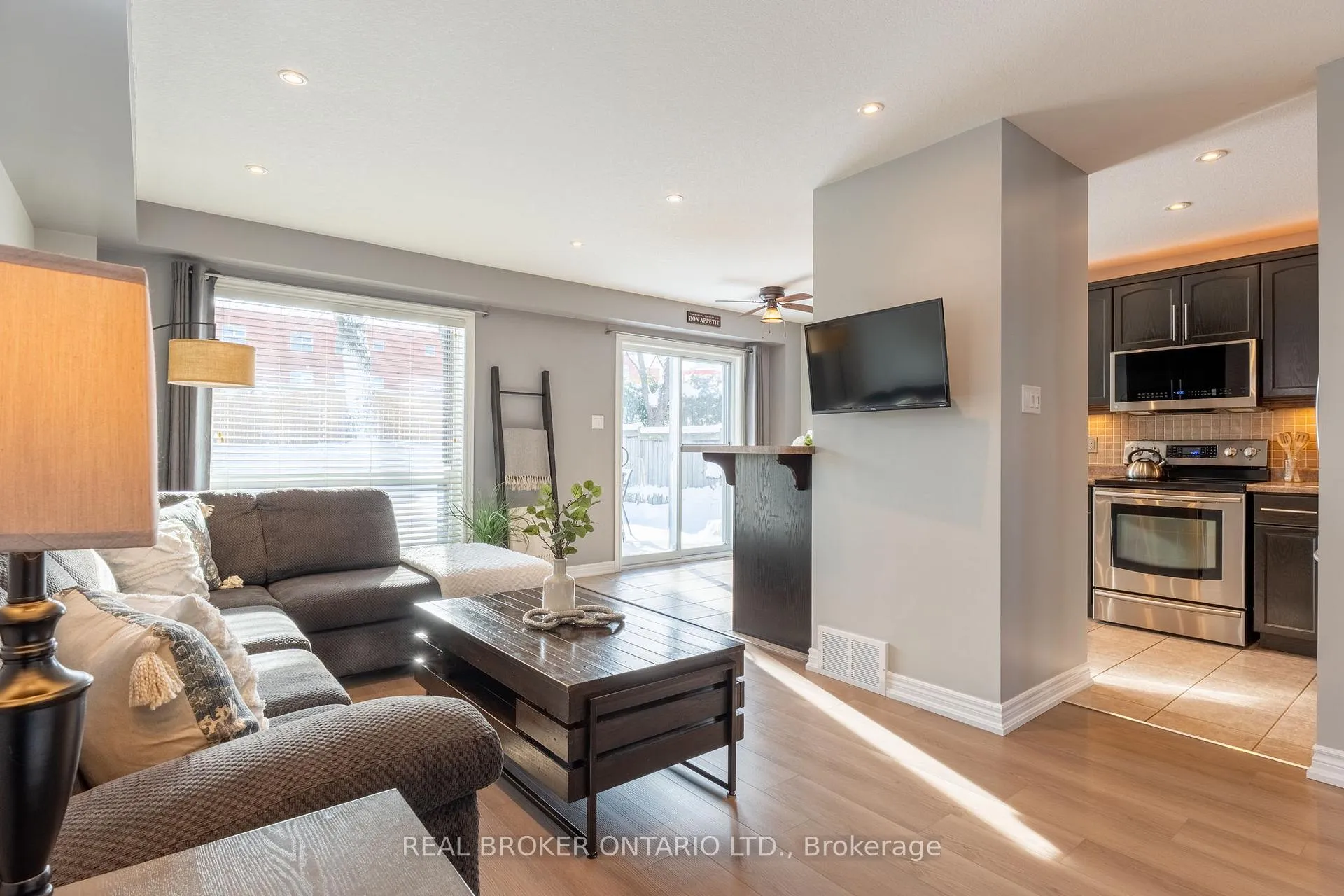 Photo 14 of 169 Silk Drive, Shelburne — HOMEH