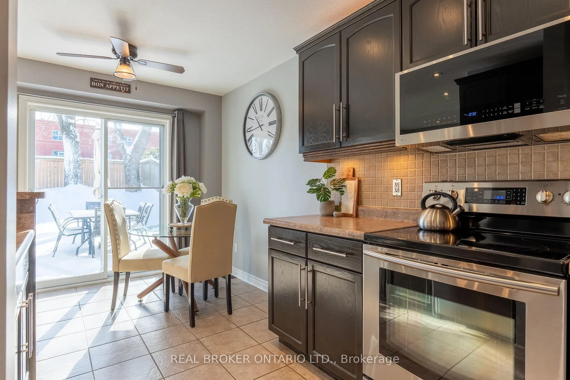Photo 16 of 169 Silk Drive, Shelburne — HOMEH