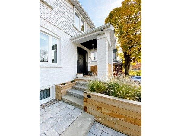 Photo 4 of 271 Woodfield Road, Toronto, Greenwood-Coxwell — HOMEH