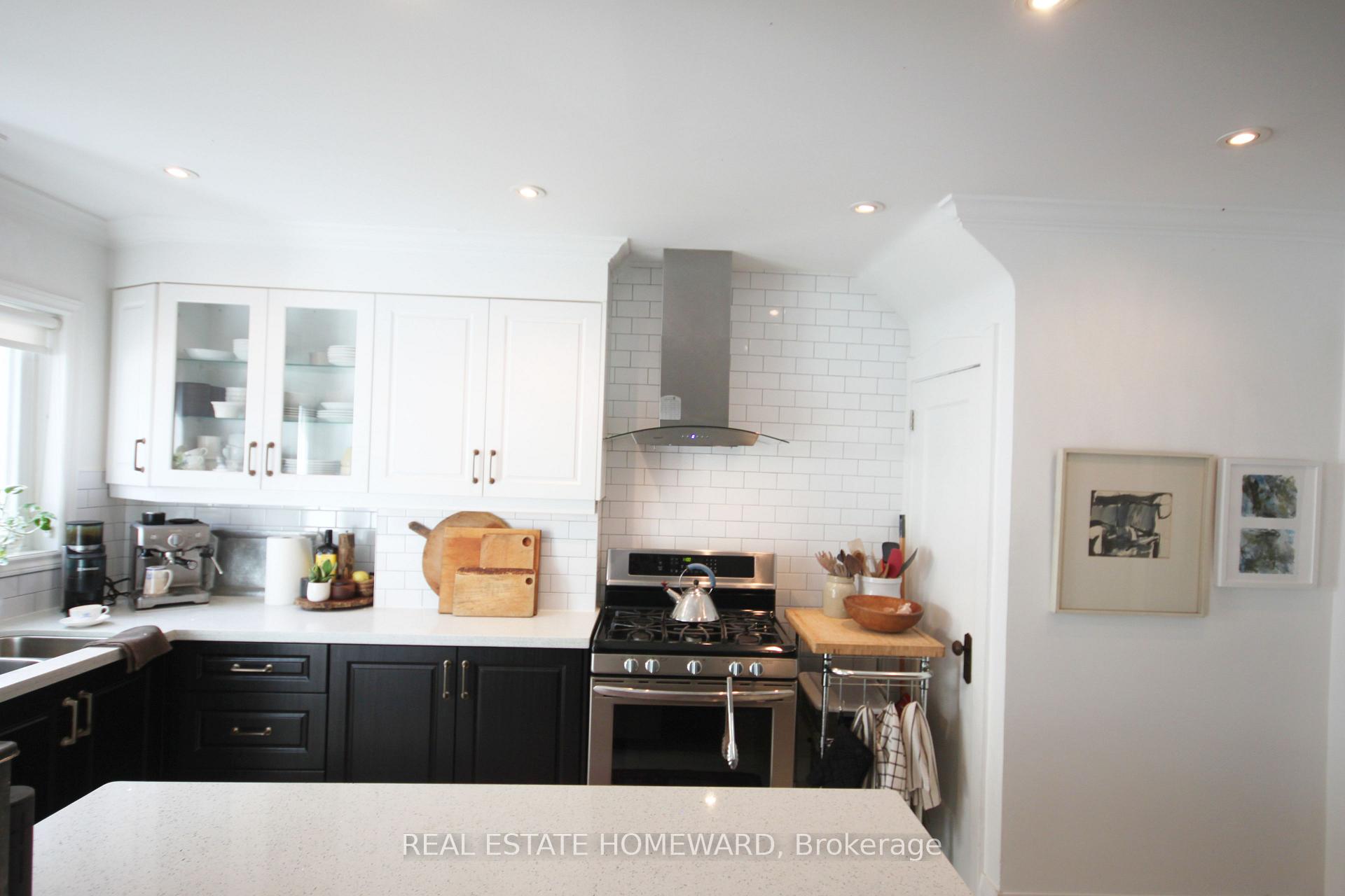 Photo 11 of 271 Woodfield Road, Toronto, Greenwood-Coxwell — HOMEH