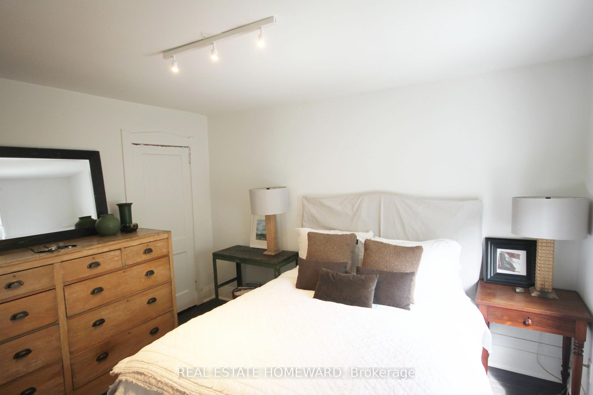 Photo 17 of 271 Woodfield Road, Toronto, Greenwood-Coxwell — HOMEH
