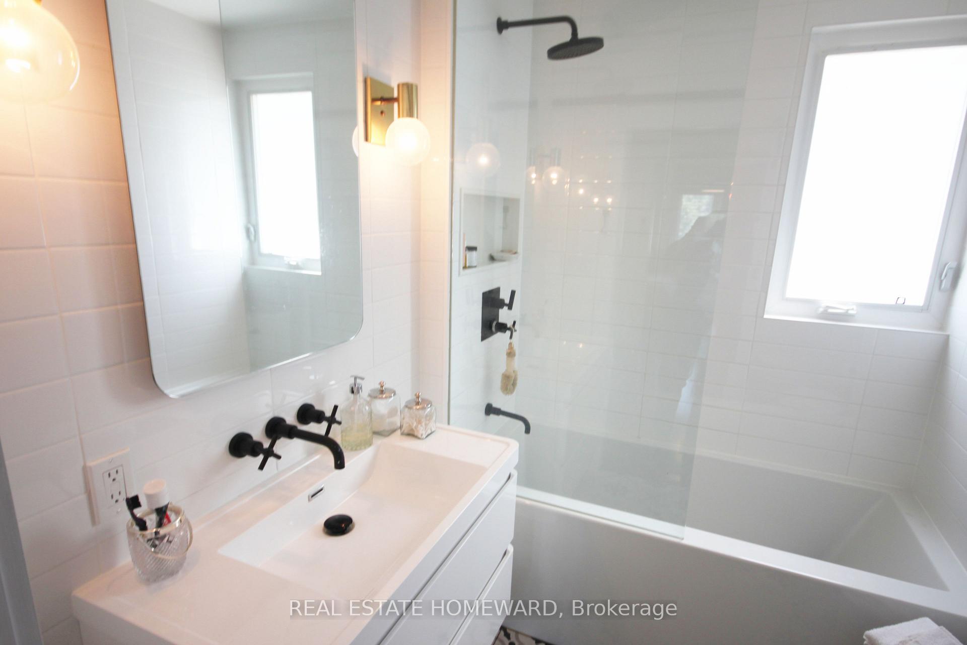 Photo 21 of 271 Woodfield Road, Toronto, Greenwood-Coxwell — HOMEH