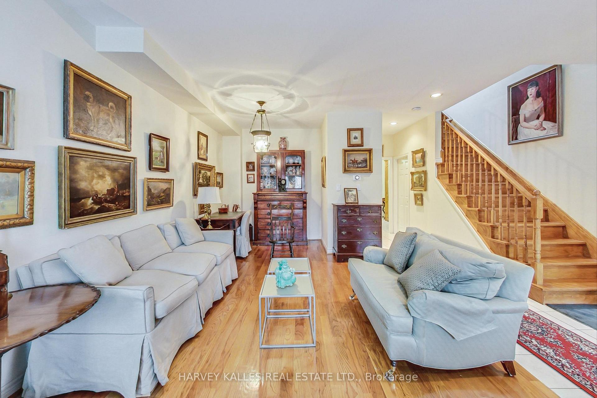 Photo 6 of 8 Fairholme Avenue, Toronto, Englemount-Lawrence — HOMEH