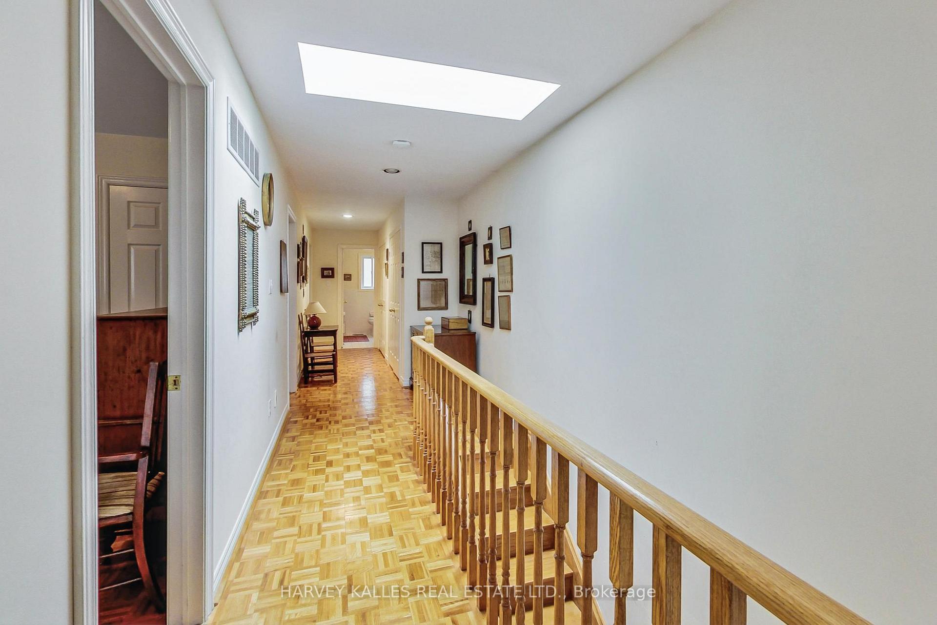 Photo 12 of 8 Fairholme Avenue, Toronto, Englemount-Lawrence — HOMEH