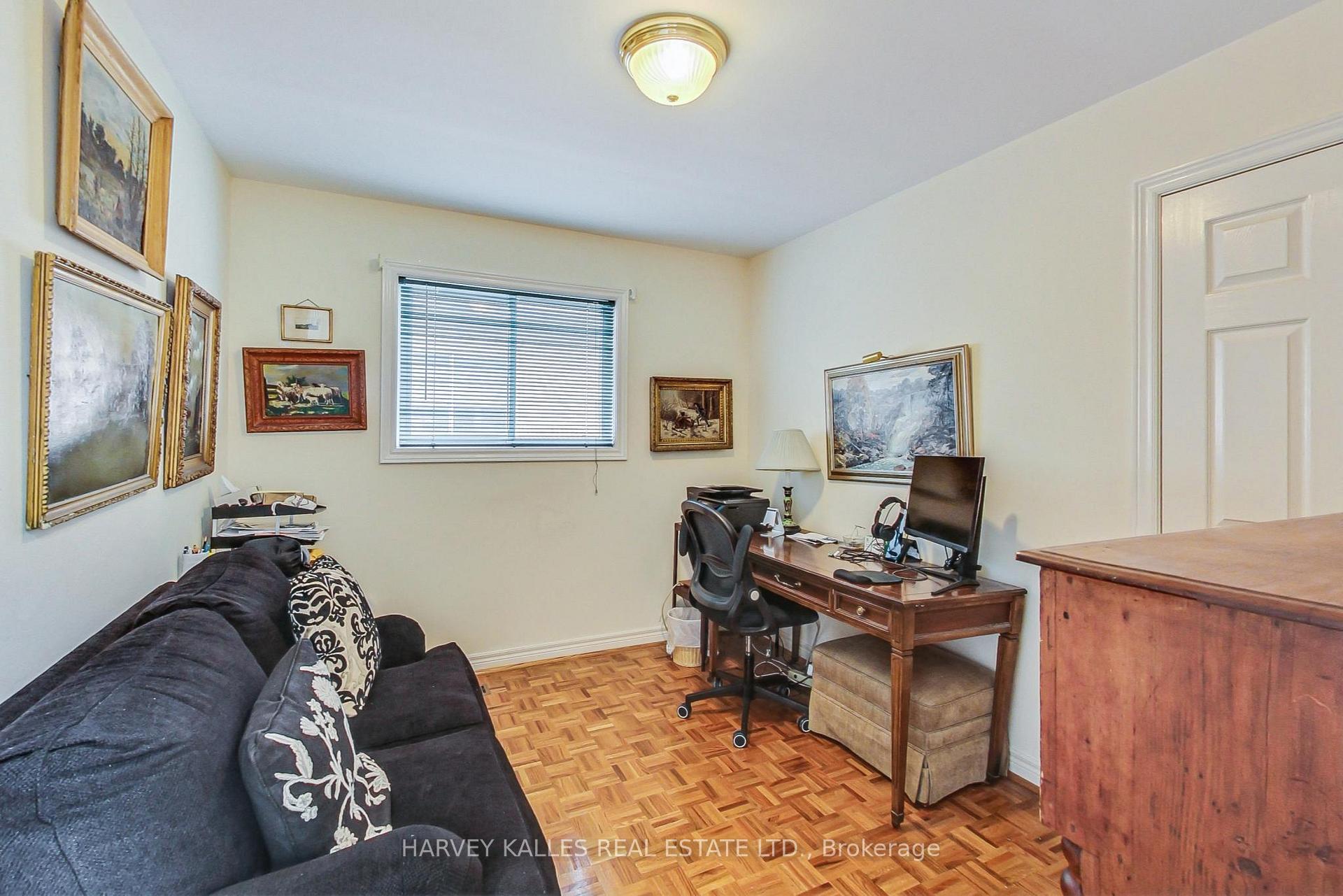 Photo 20 of 8 Fairholme Avenue, Toronto, Englemount-Lawrence — HOMEH