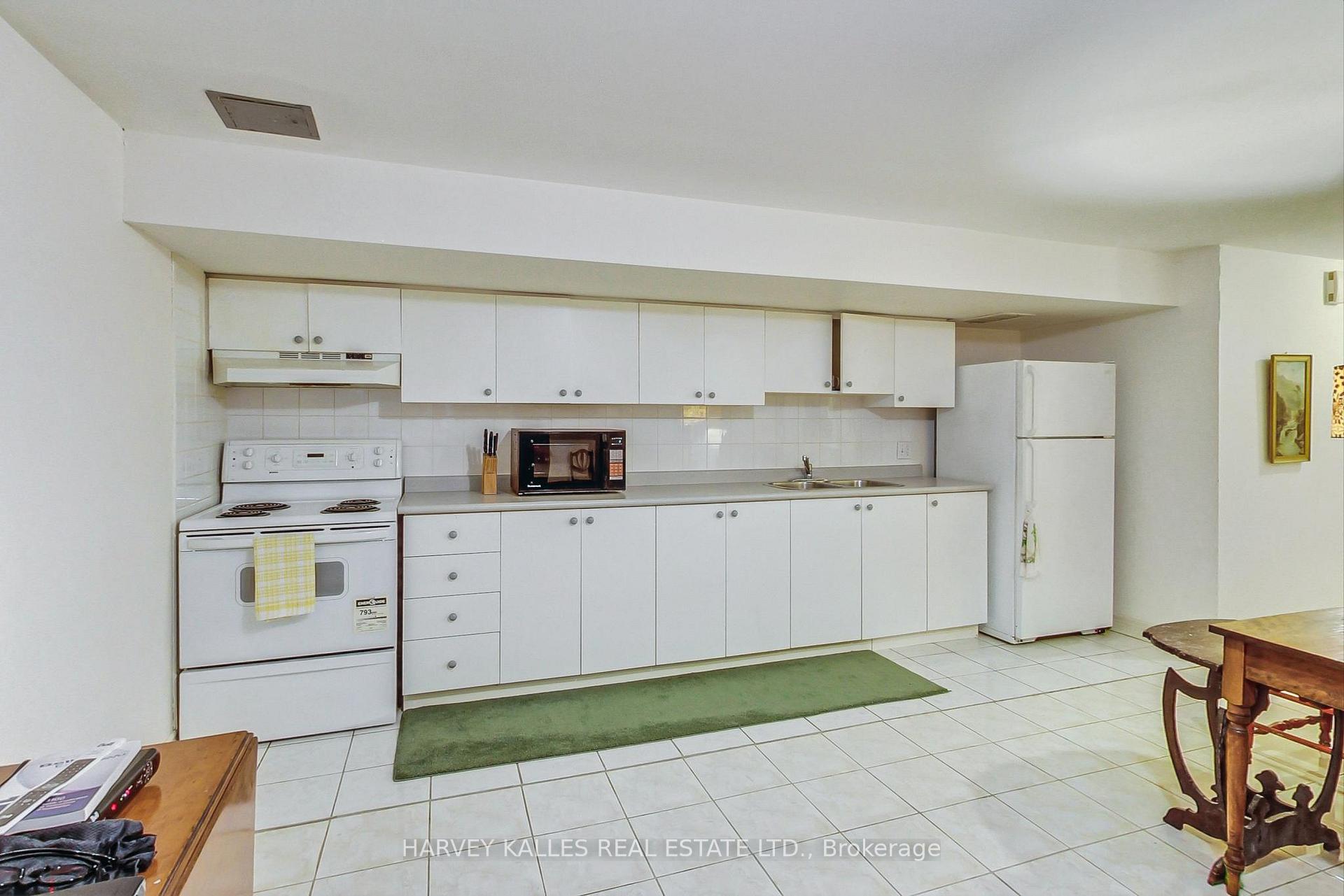 Photo 29 of 8 Fairholme Avenue, Toronto, Englemount-Lawrence — HOMEH