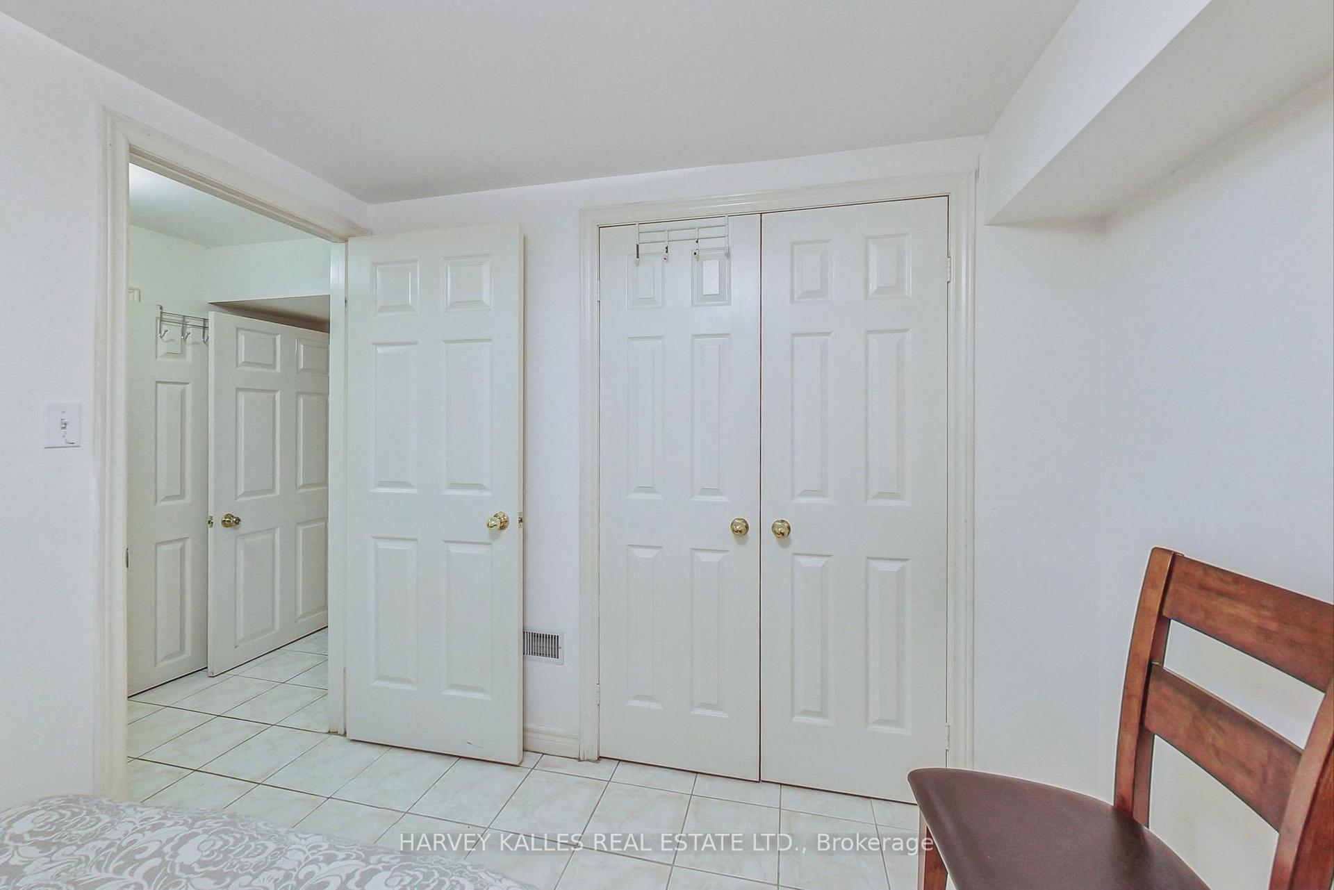 Photo 31 of 8 Fairholme Avenue, Toronto, Englemount-Lawrence — HOMEH