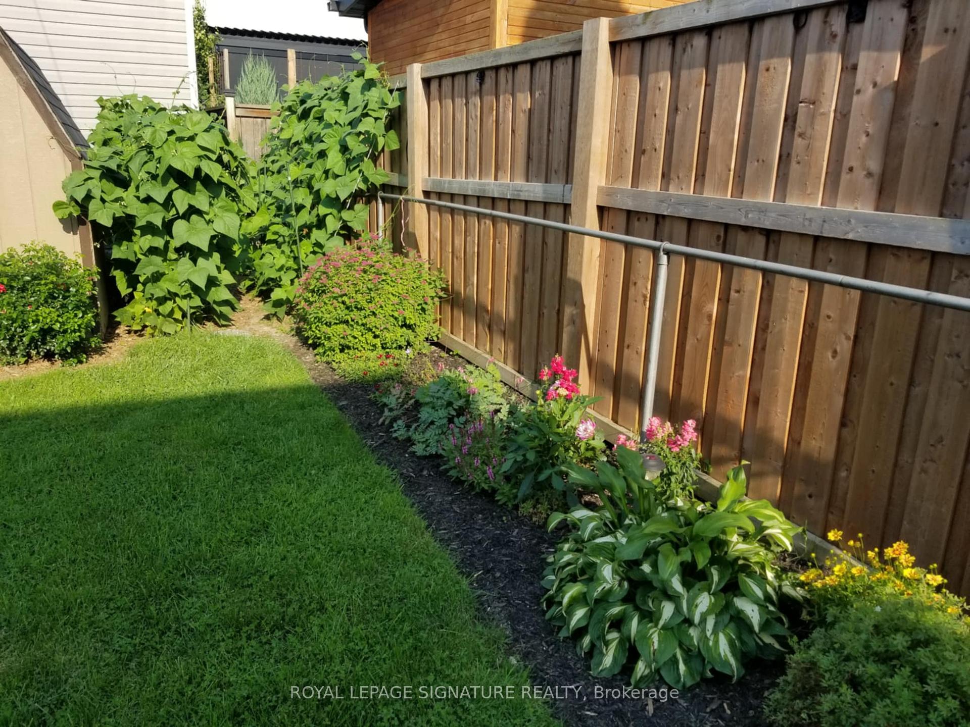 Photo 50 of 27 Norlong Boulevard, Toronto, East York — HOMEH
