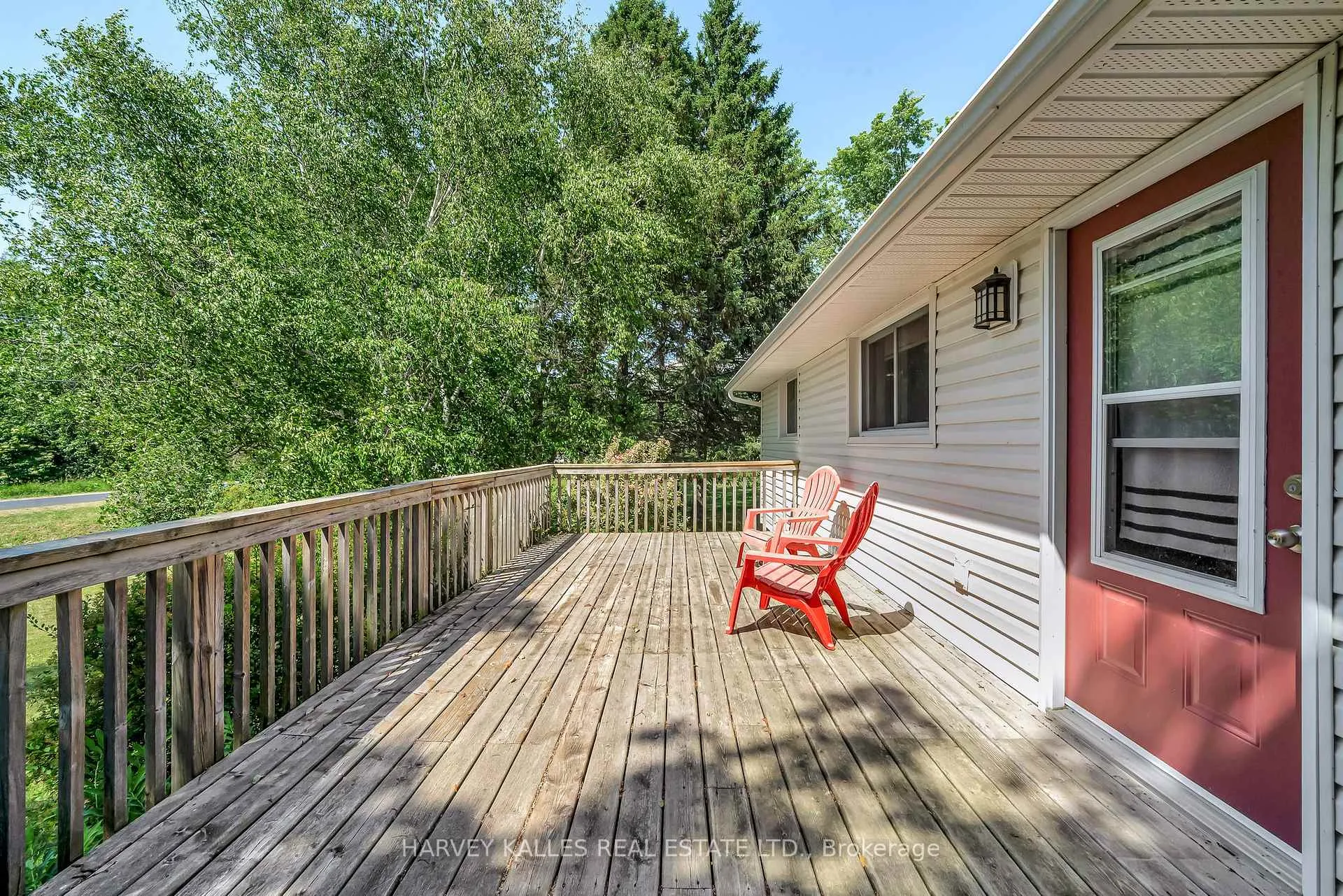Photo 6 of 17 Kleinsteuber Park Road, Prince Edward County, Hallowell Ward — HOMEH