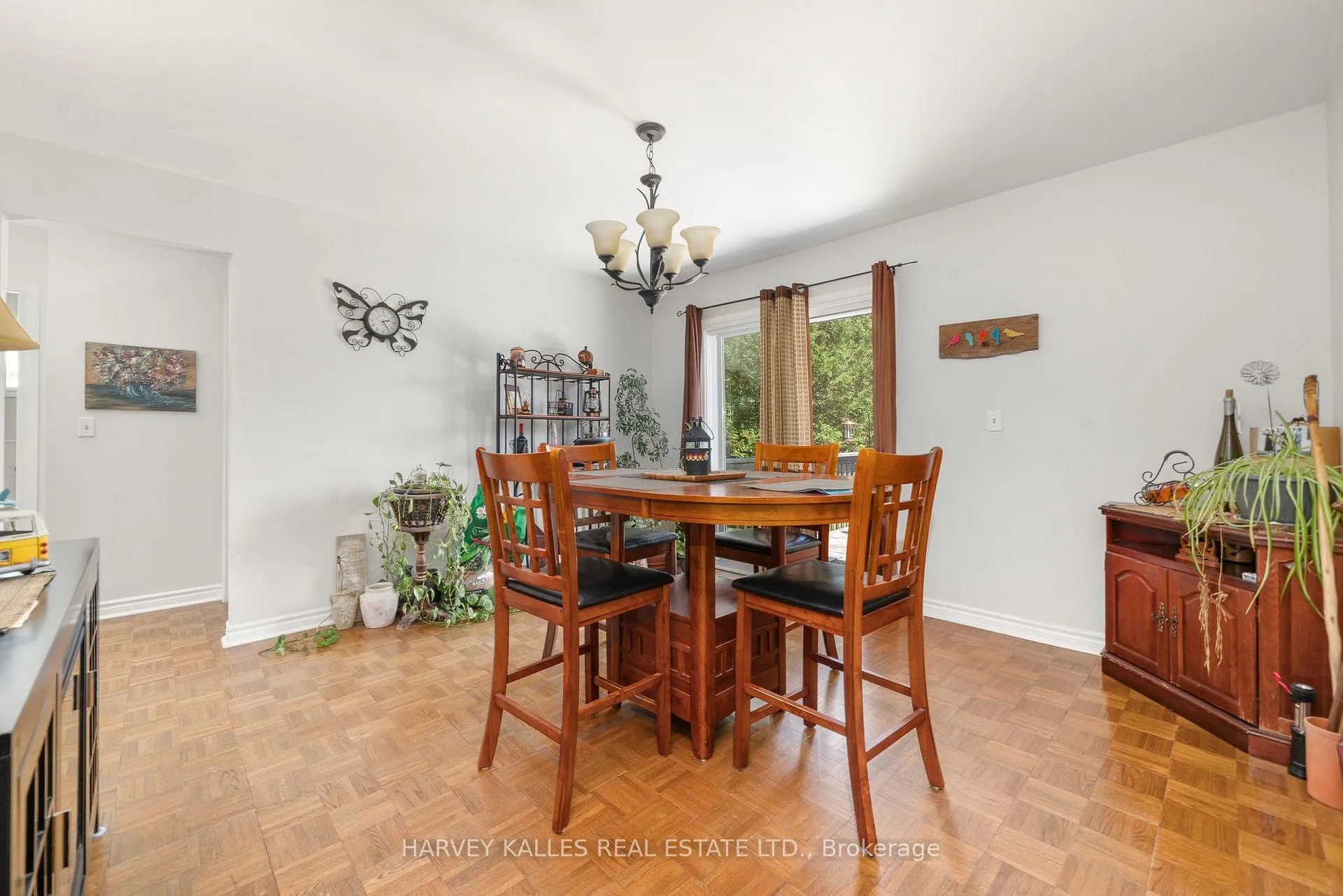 Photo 12 of 17 Kleinsteuber Park Road, Prince Edward County, Hallowell Ward — HOMEH