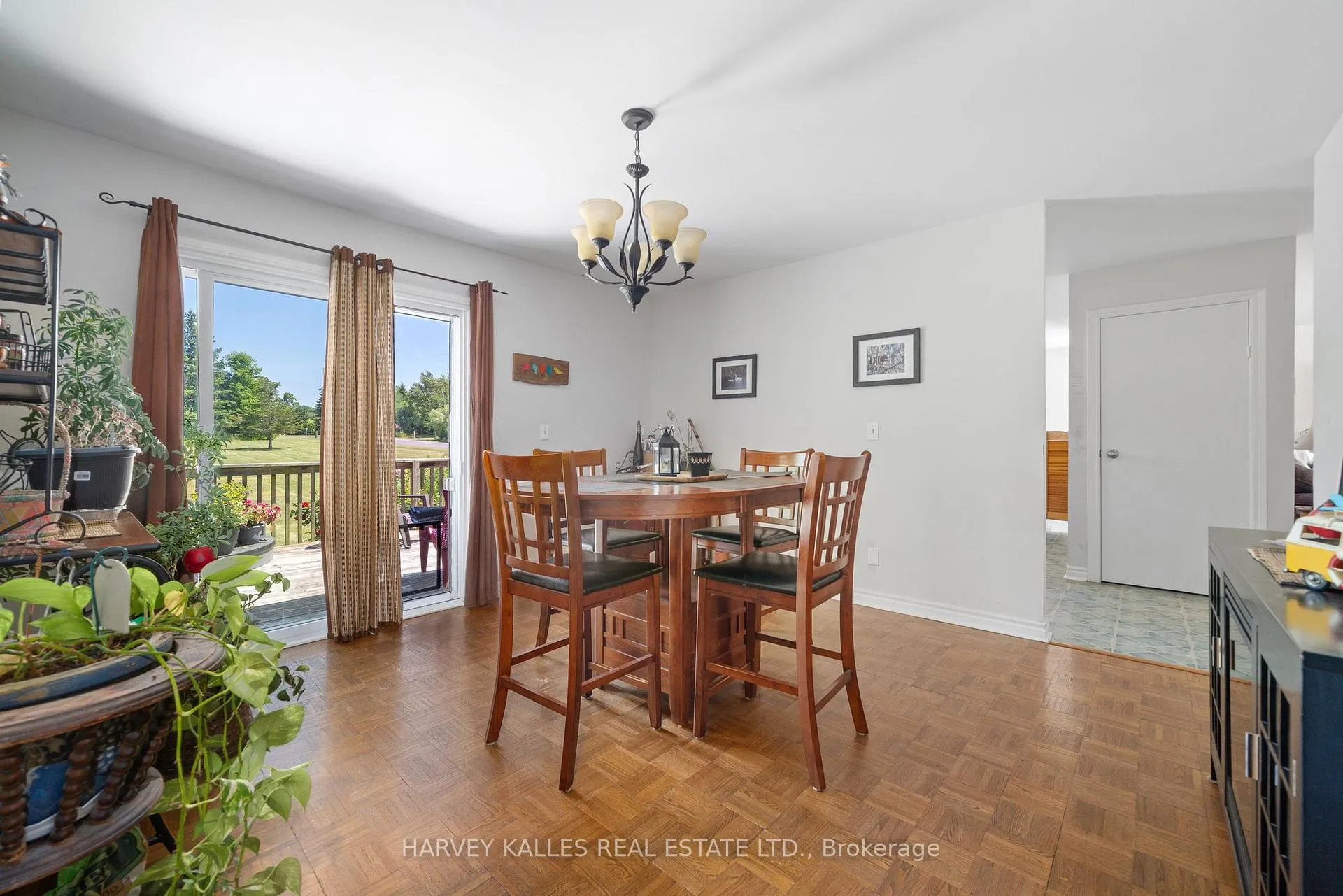 Photo 13 of 17 Kleinsteuber Park Road, Prince Edward County, Hallowell Ward — HOMEH