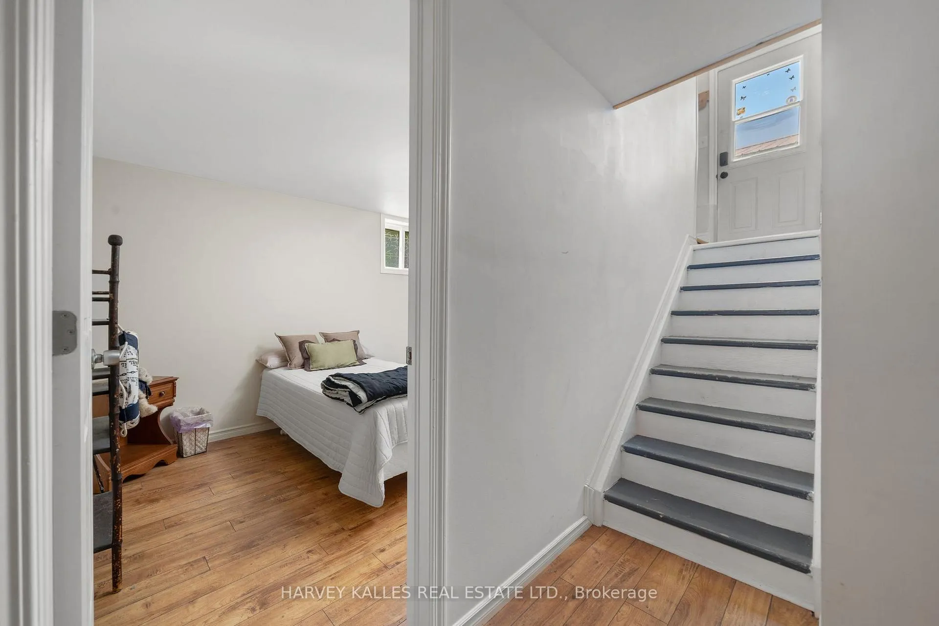 Photo 17 of 17 Kleinsteuber Park Road, Prince Edward County, Hallowell Ward — HOMEH