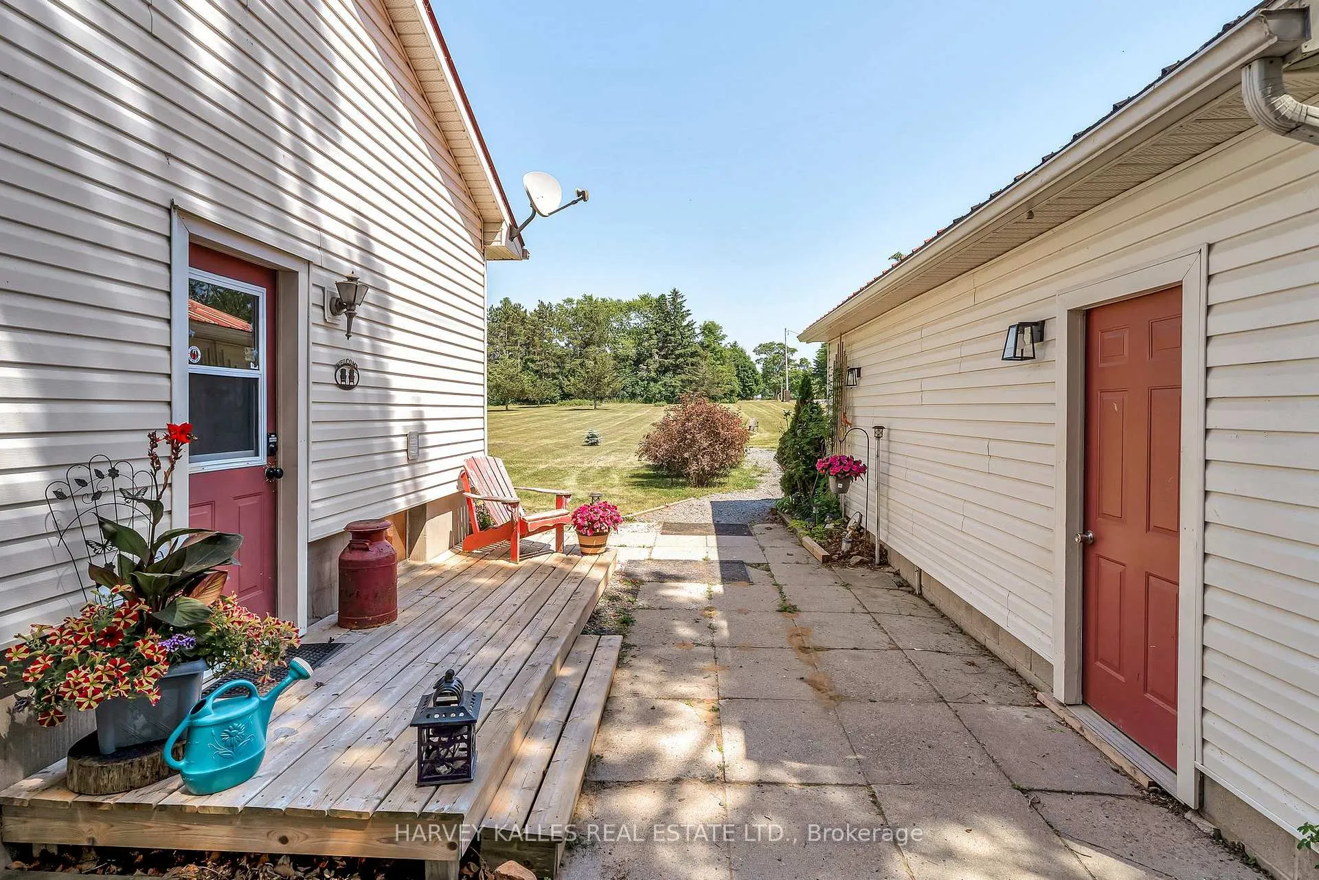 Photo 25 of 17 Kleinsteuber Park Road, Prince Edward County, Hallowell Ward — HOMEH