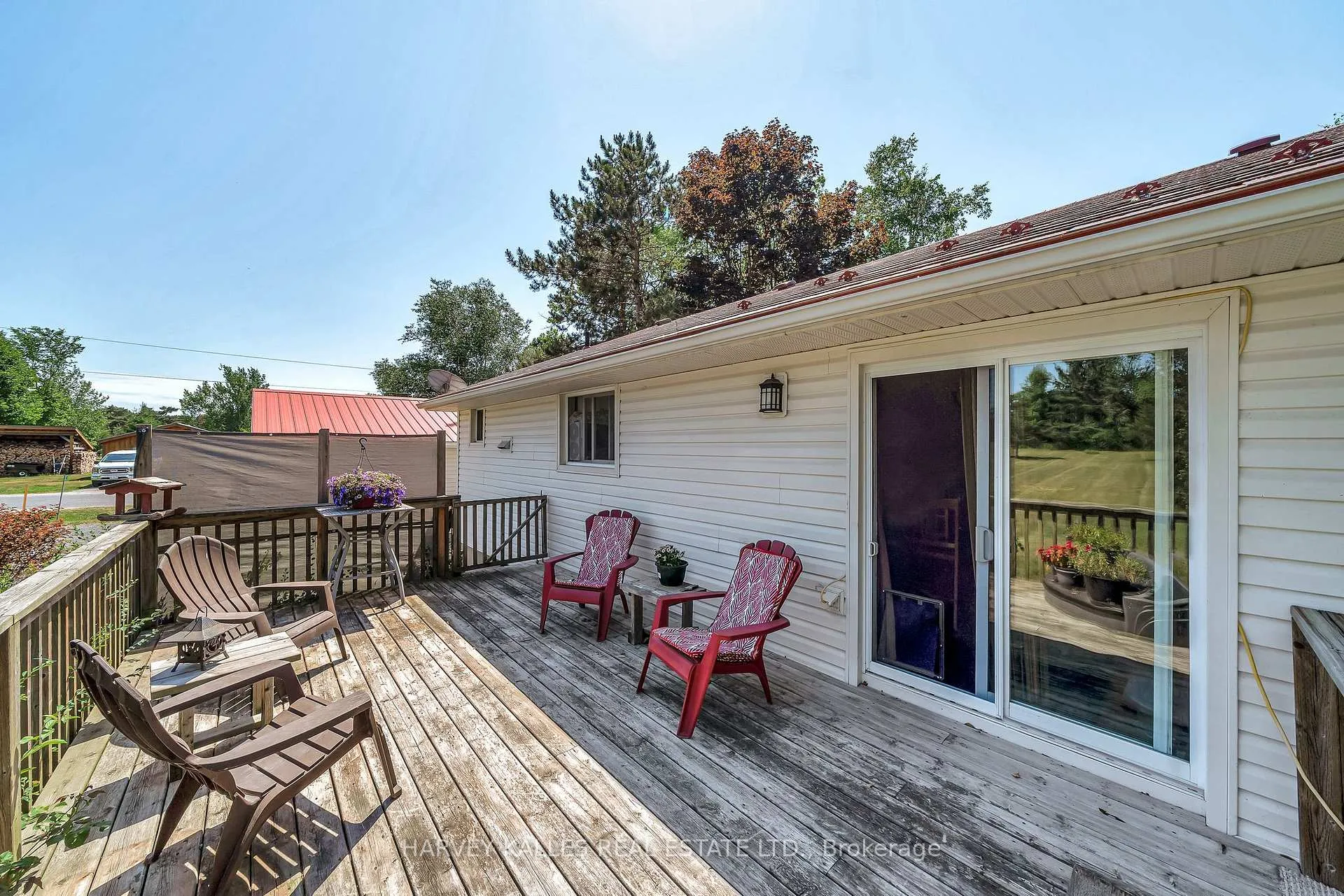 Photo 27 of 17 Kleinsteuber Park Road, Prince Edward County, Hallowell Ward — HOMEH