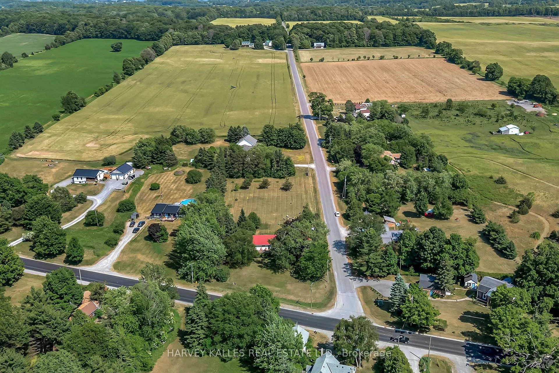 Photo 35 of 17 Kleinsteuber Park Road, Prince Edward County, Hallowell Ward — HOMEH