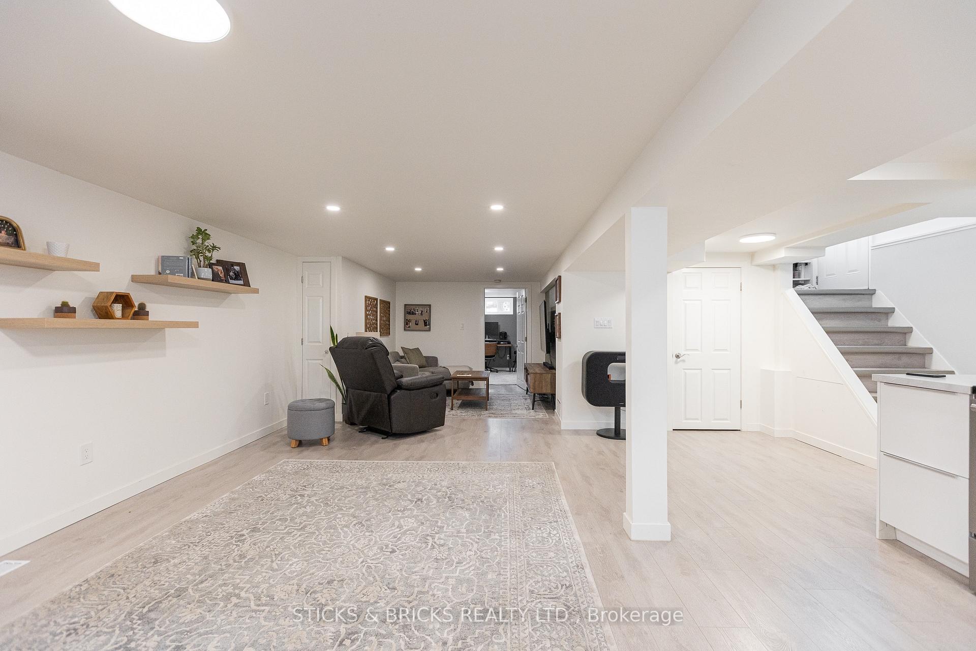 Photo 23 of 91 Elgin Street, Thorold, Thorold Downtown — HOMEH