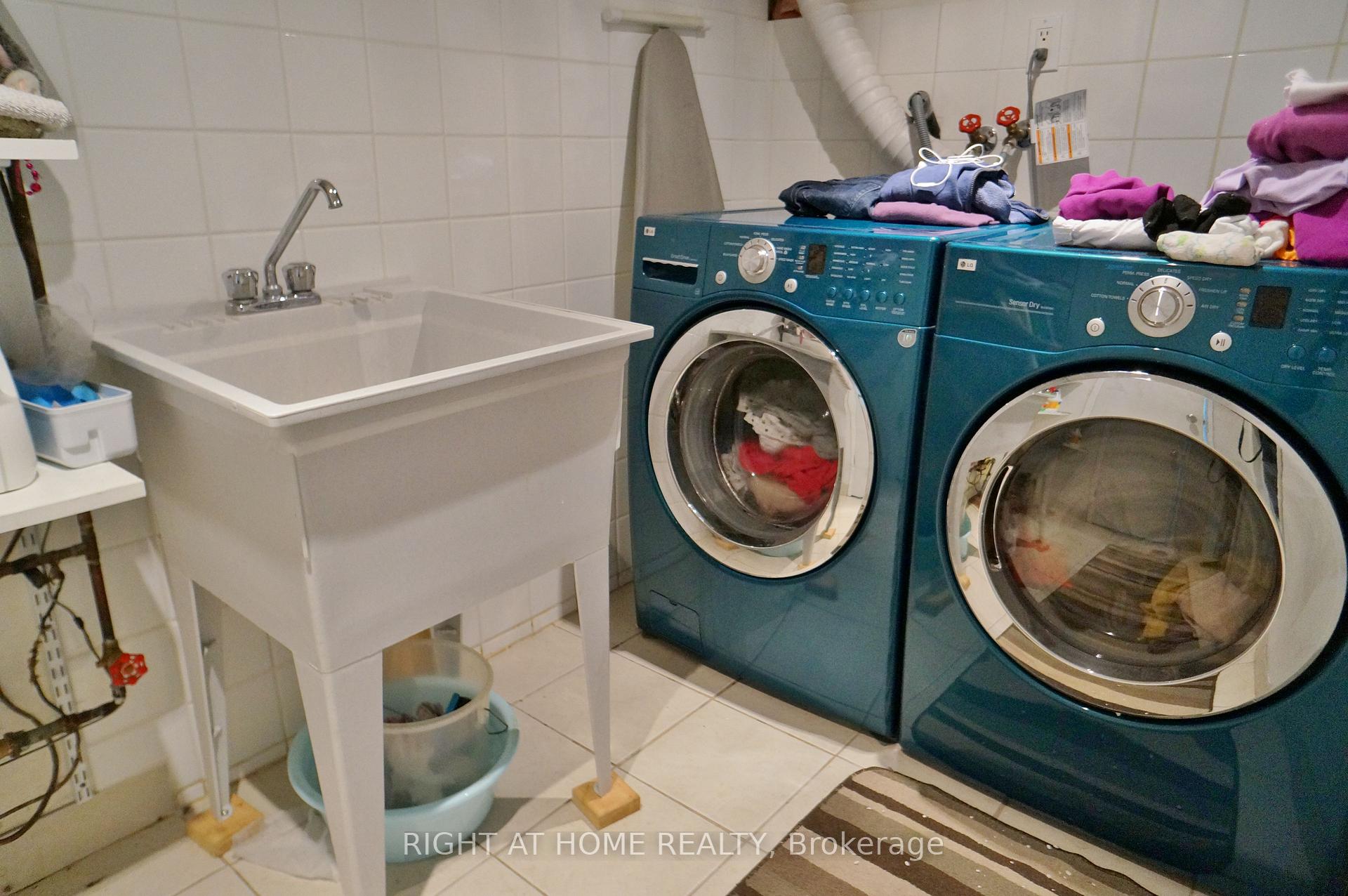 Photo 13 of 653 Cosburn Avenue, Toronto, East York — HOMEH