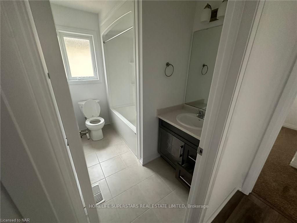 Photo 19 of 110 Alicia Crescent, Thorold, Hurricane/Merrittville — HOMEH