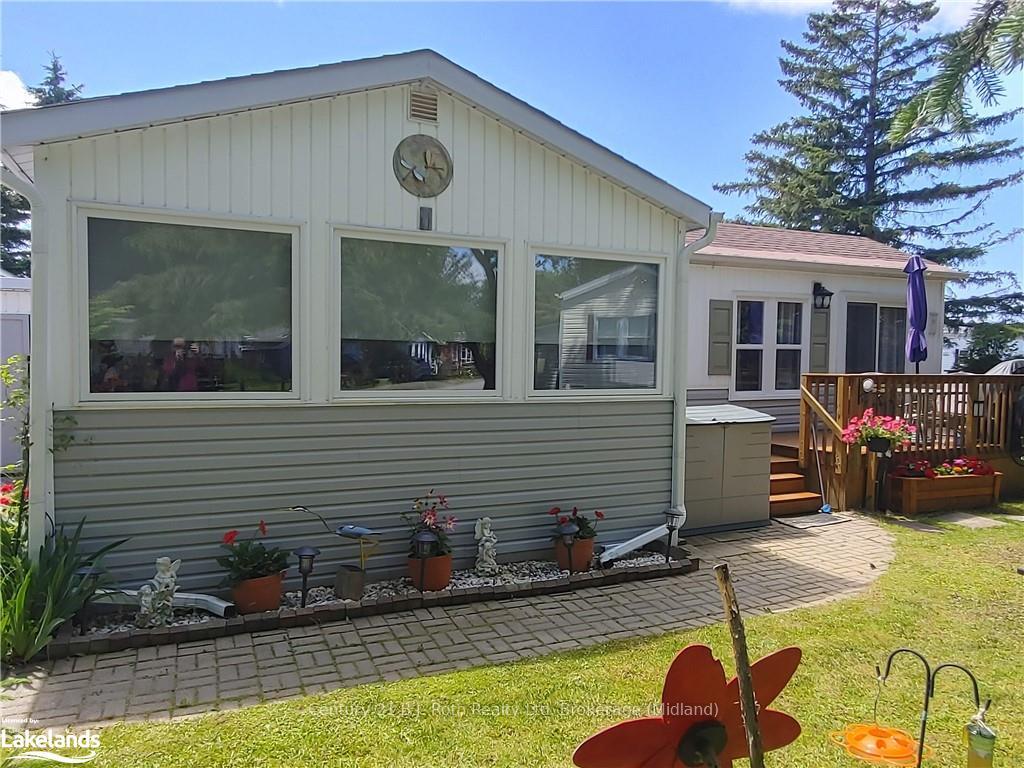 Photo 1 of Unit 104, 10 Winfield Drive, Tay, Victoria Harbour — HOMEH