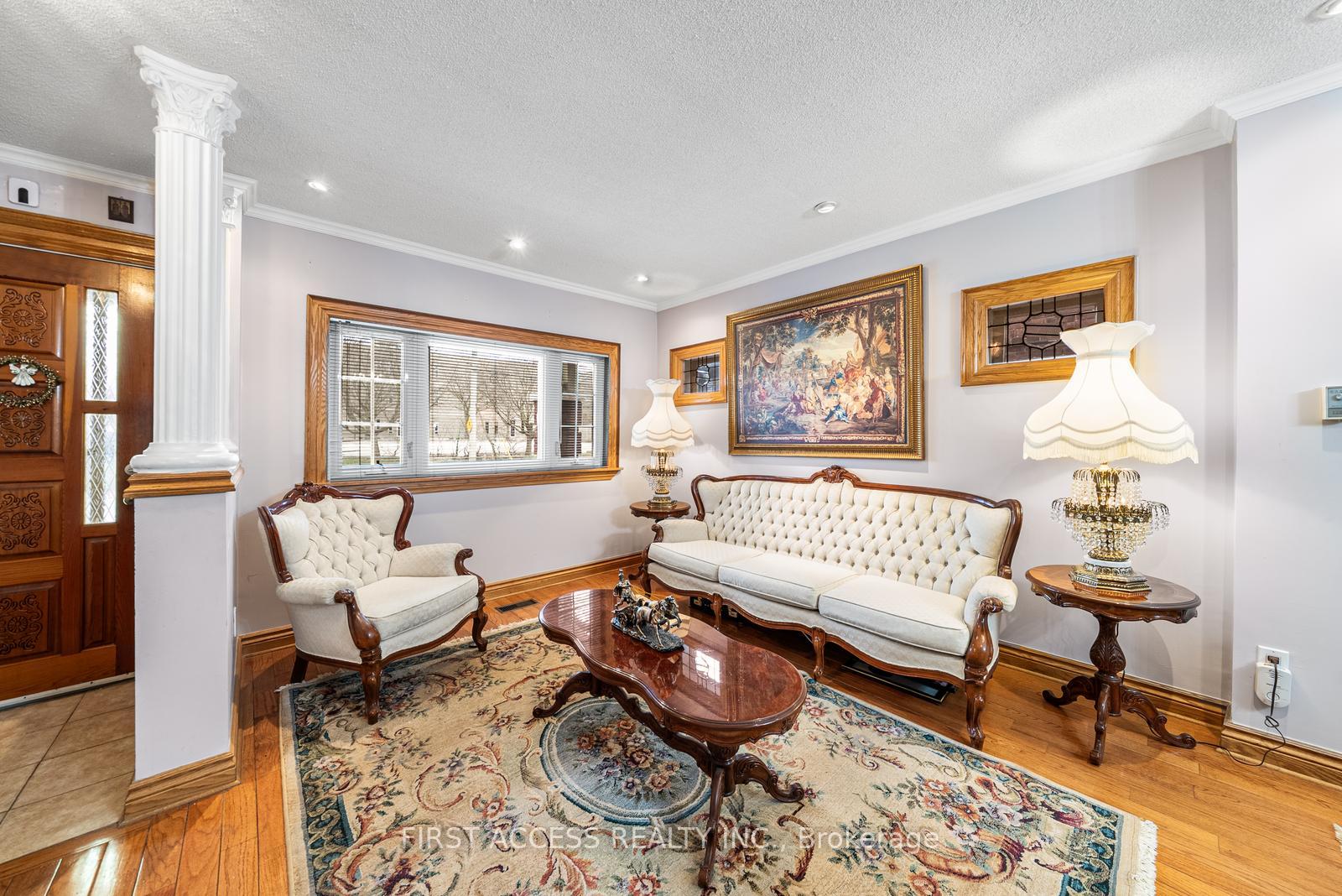 Photo 7 of 50 Durant Avenue, Toronto, Danforth Village-East York — HOMEH