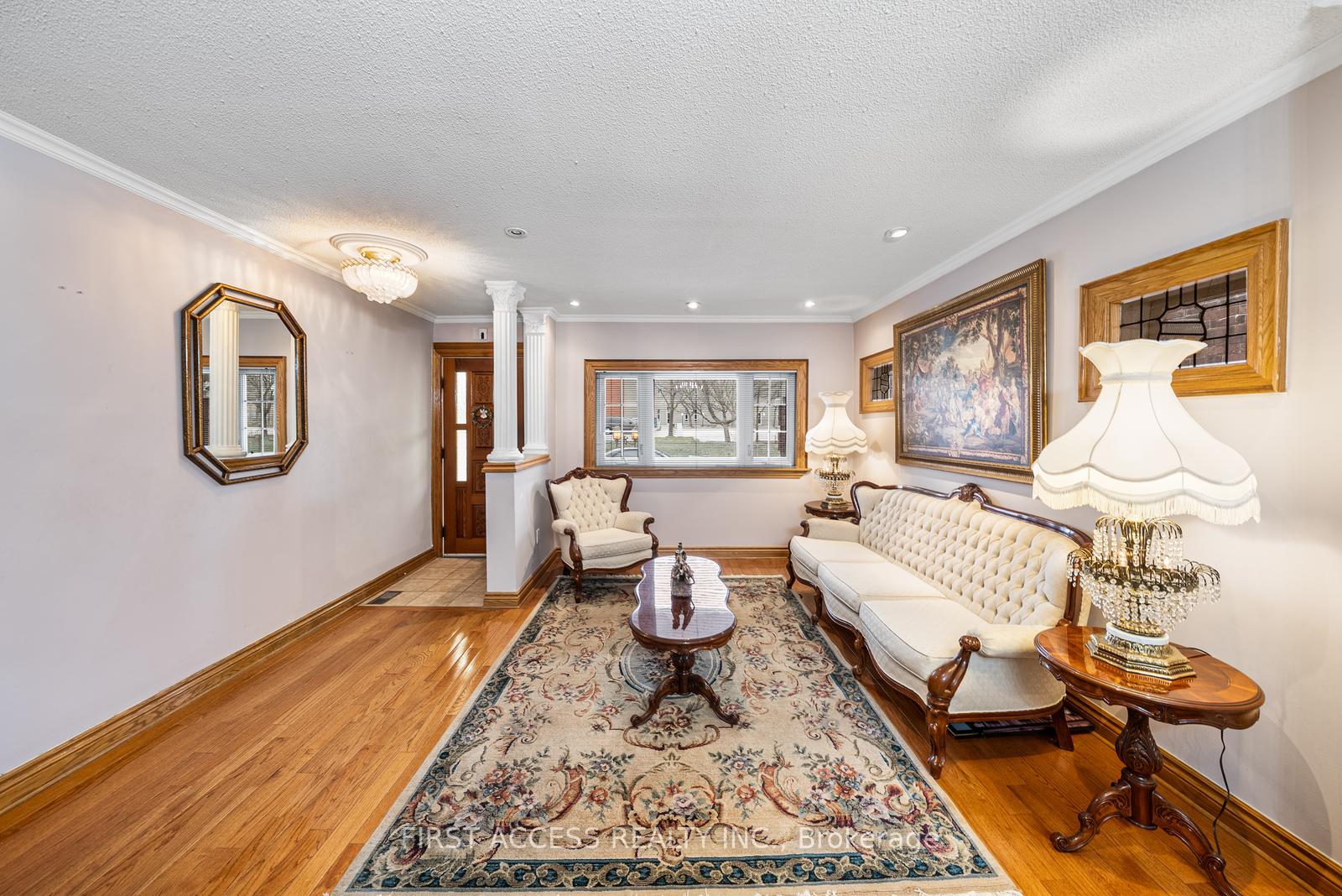 Photo 8 of 50 Durant Avenue, Toronto, Danforth Village-East York — HOMEH