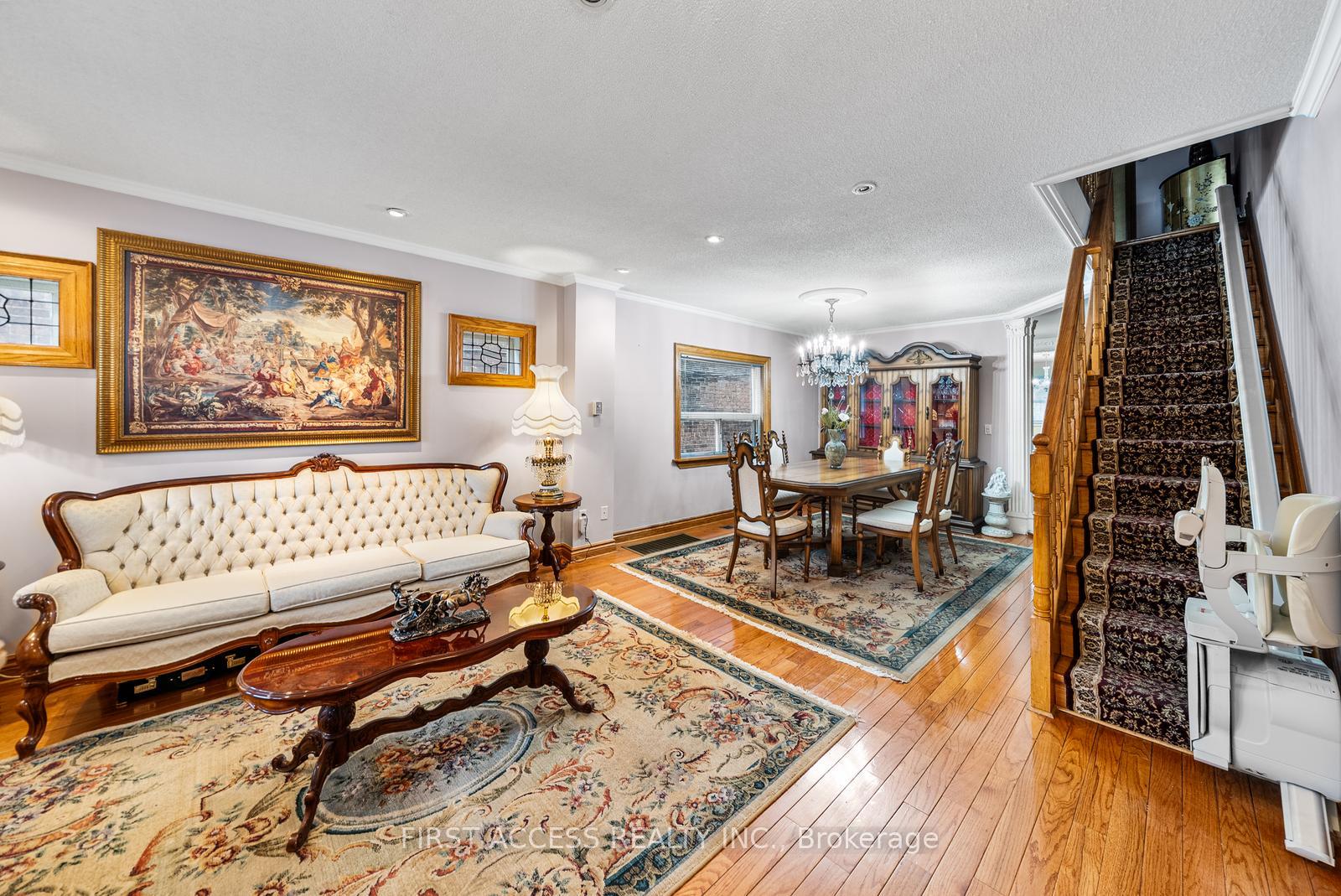 Photo 10 of 50 Durant Avenue, Toronto, Danforth Village-East York — HOMEH