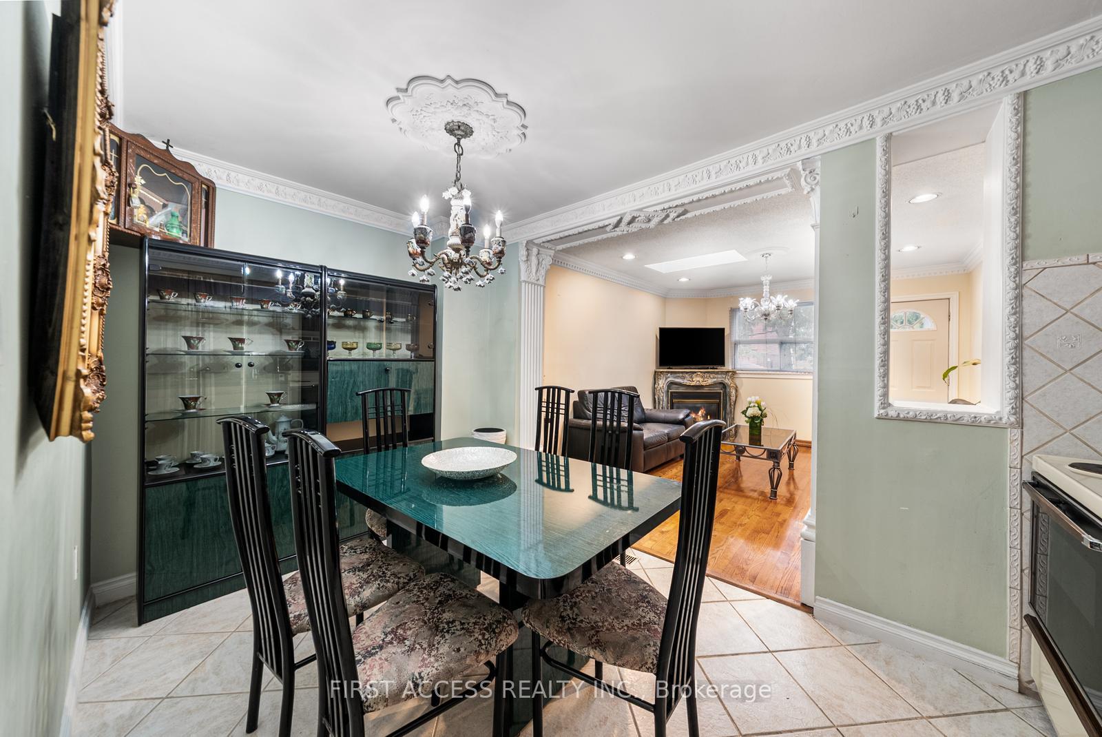 Photo 16 of 50 Durant Avenue, Toronto, Danforth Village-East York — HOMEH
