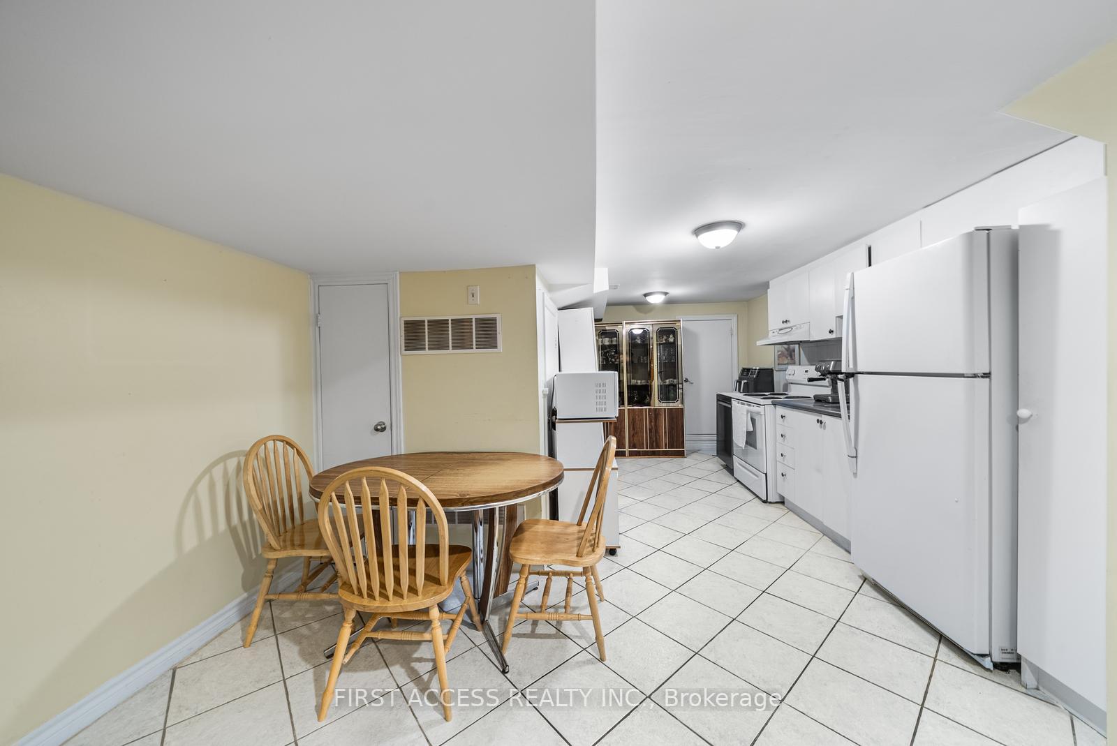 Photo 31 of 50 Durant Avenue, Toronto, Danforth Village-East York — HOMEH